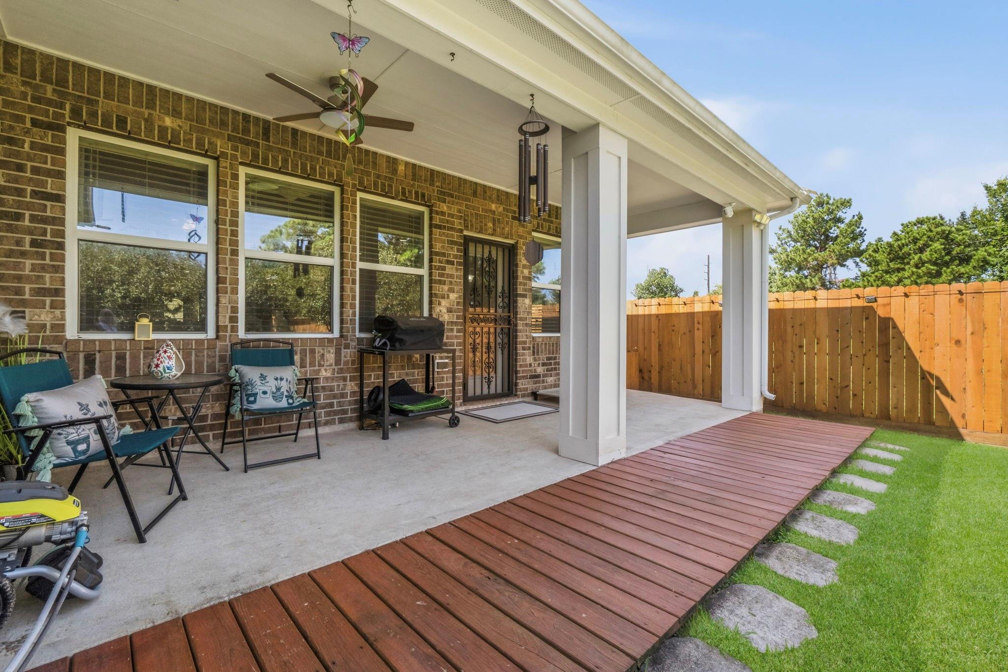1122 Windsor Chase Lane