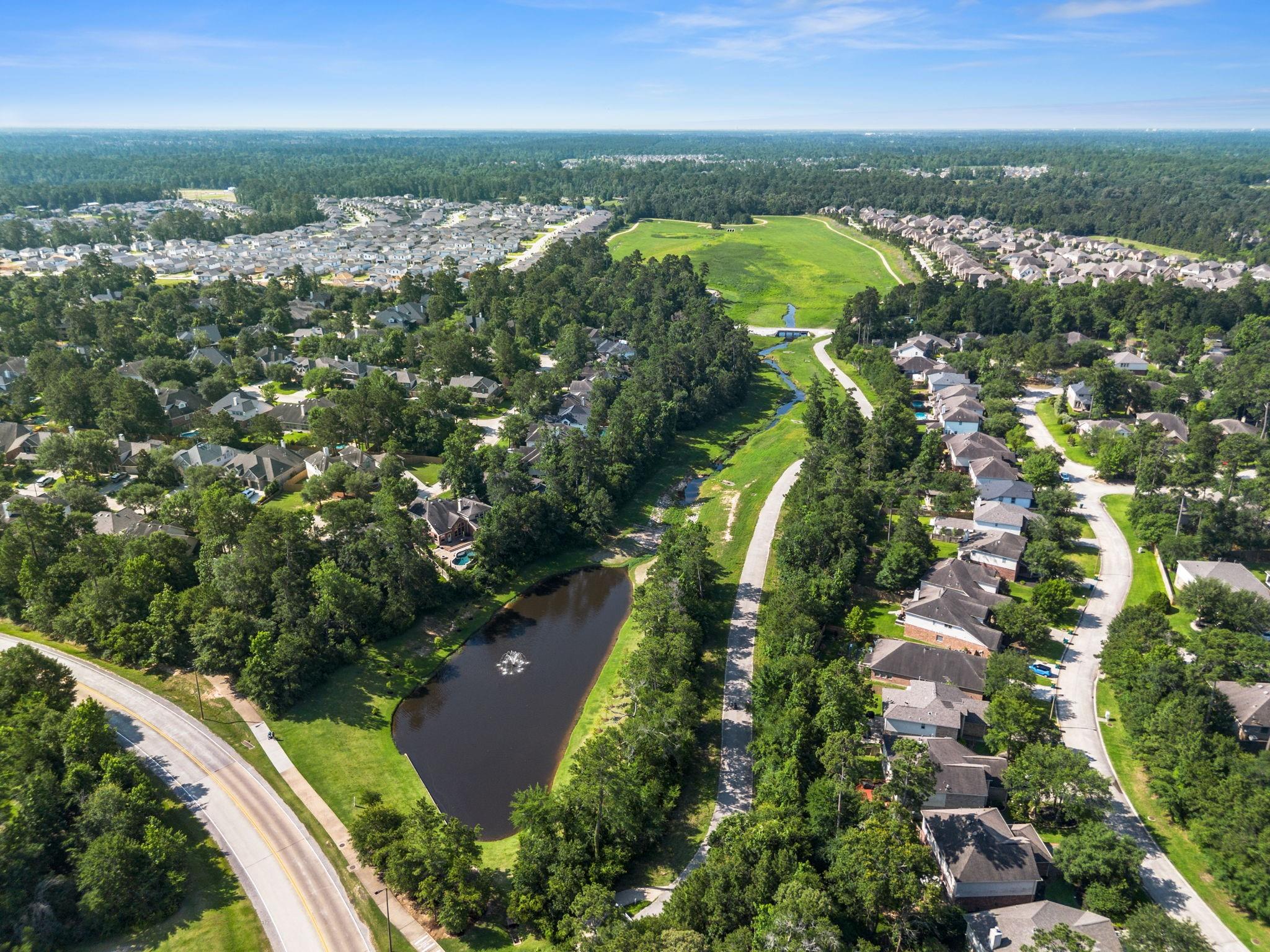 146 S Star Ridge Circle, The Woodlands