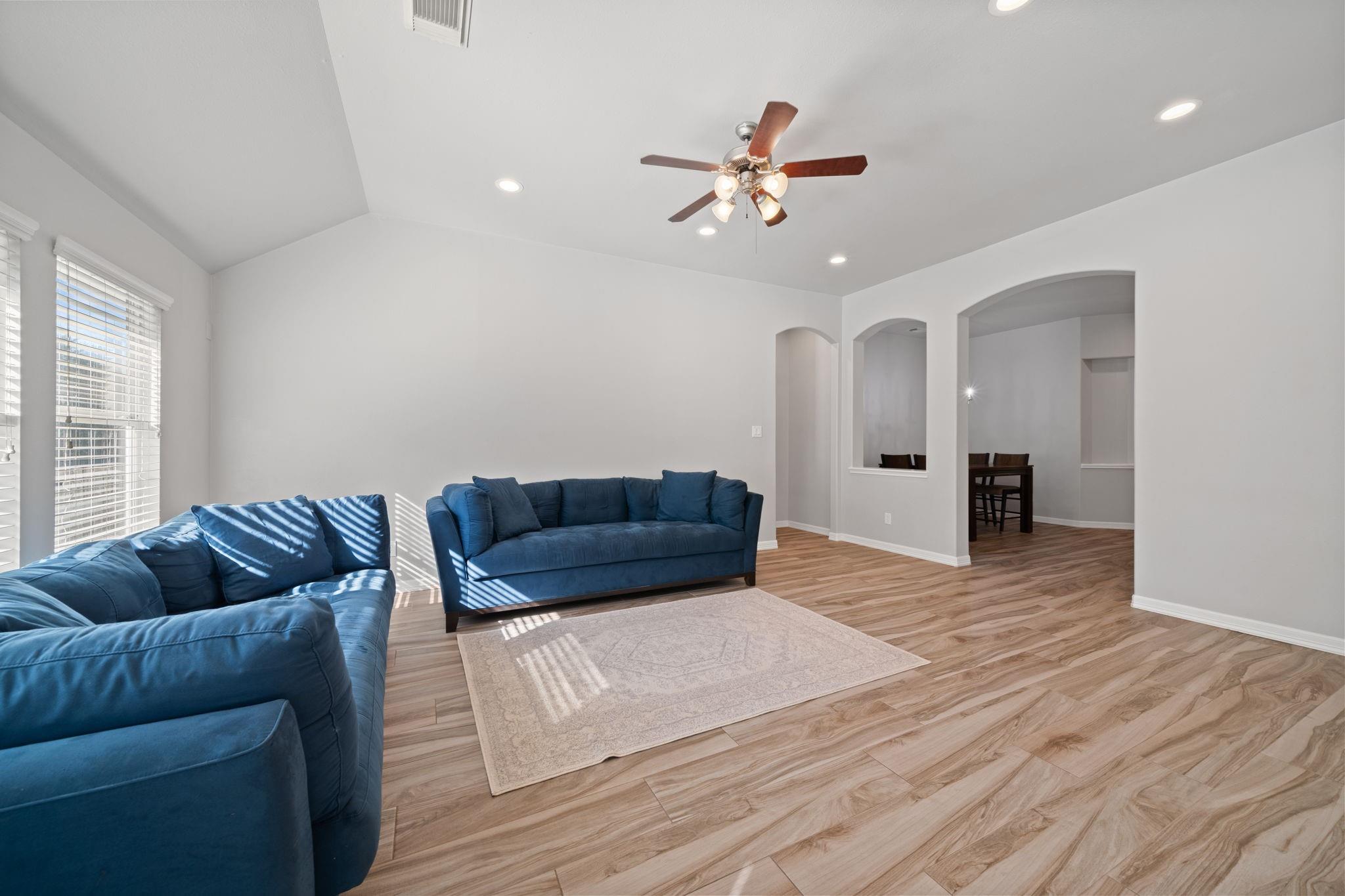 146 S Star Ridge Circle, The Woodlands