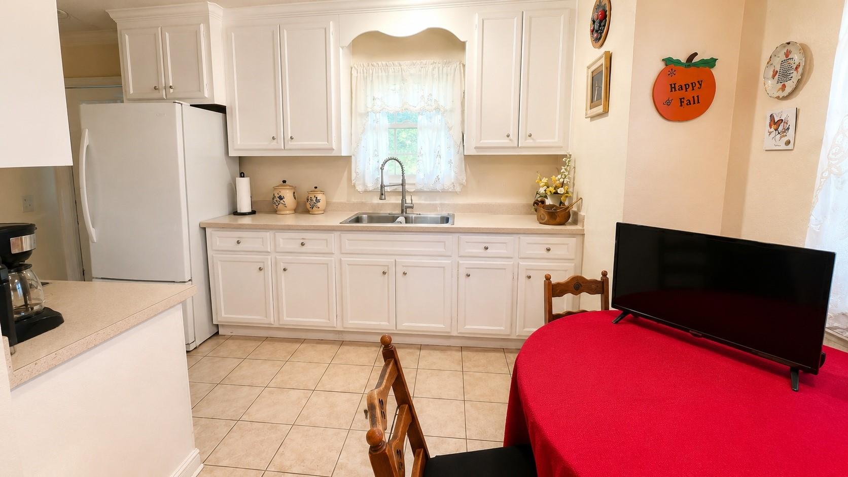 5130 Cortelyou Lane