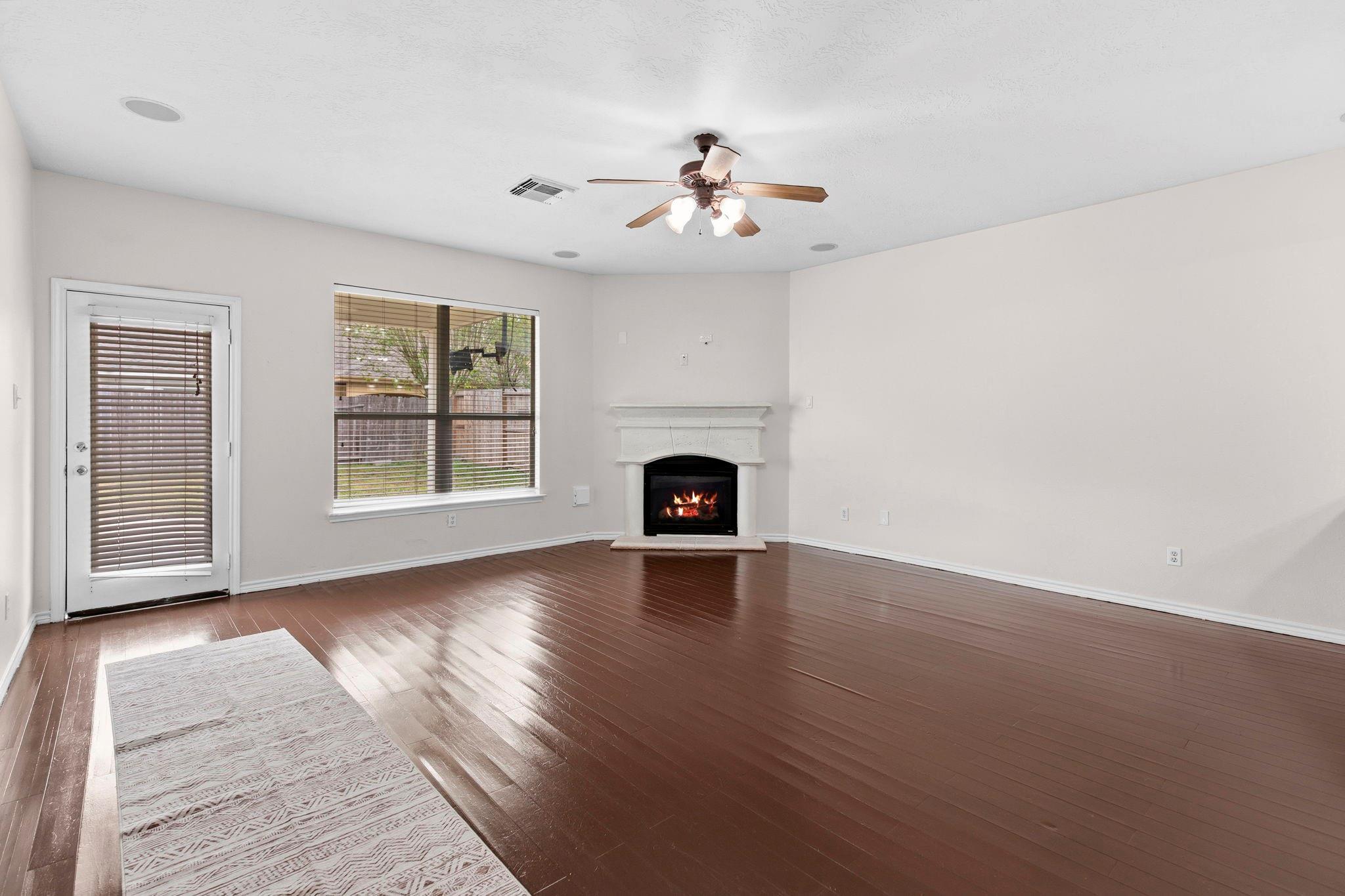 4914 Trailing Clover Court