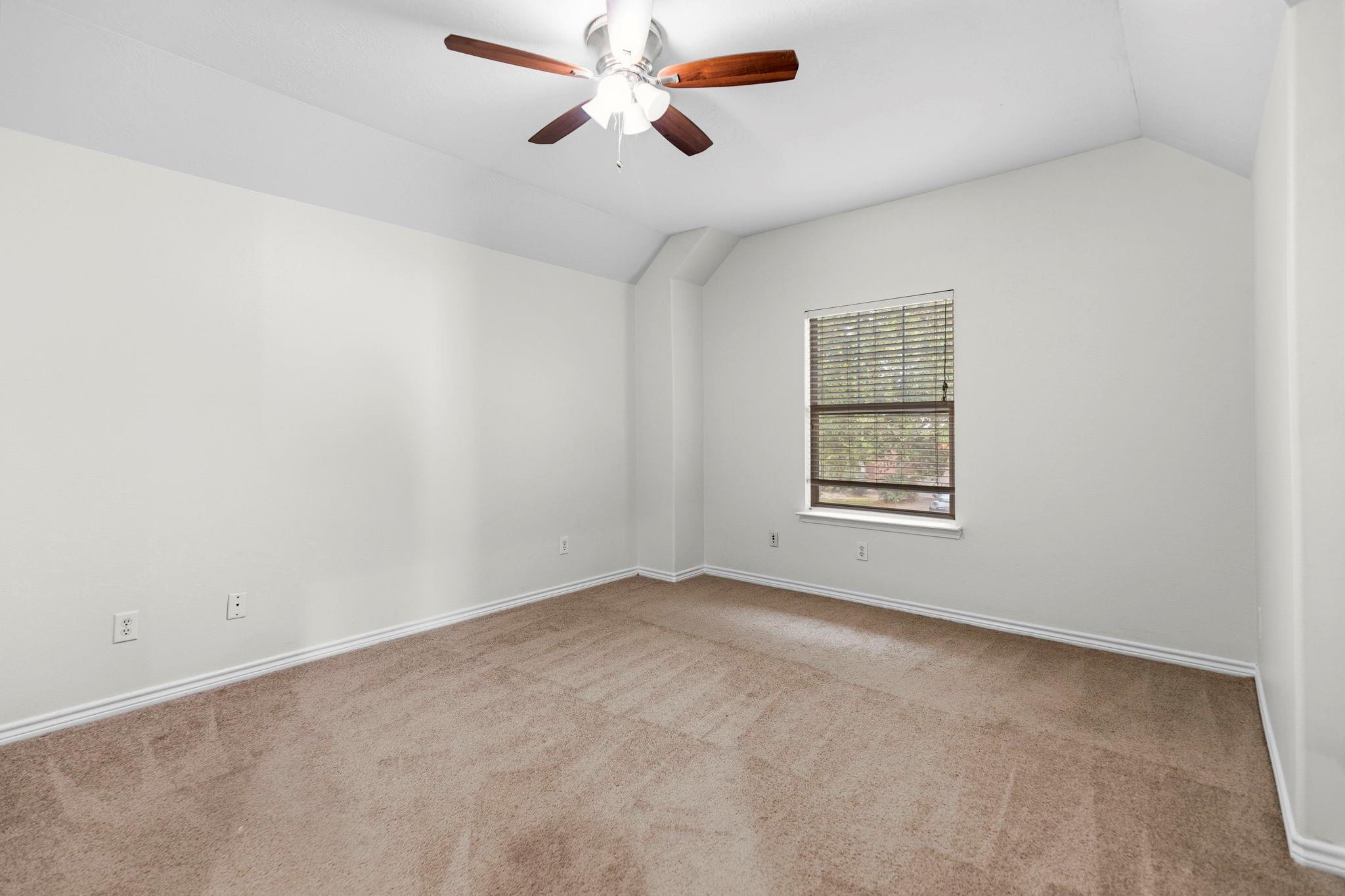 4914 Trailing Clover Court