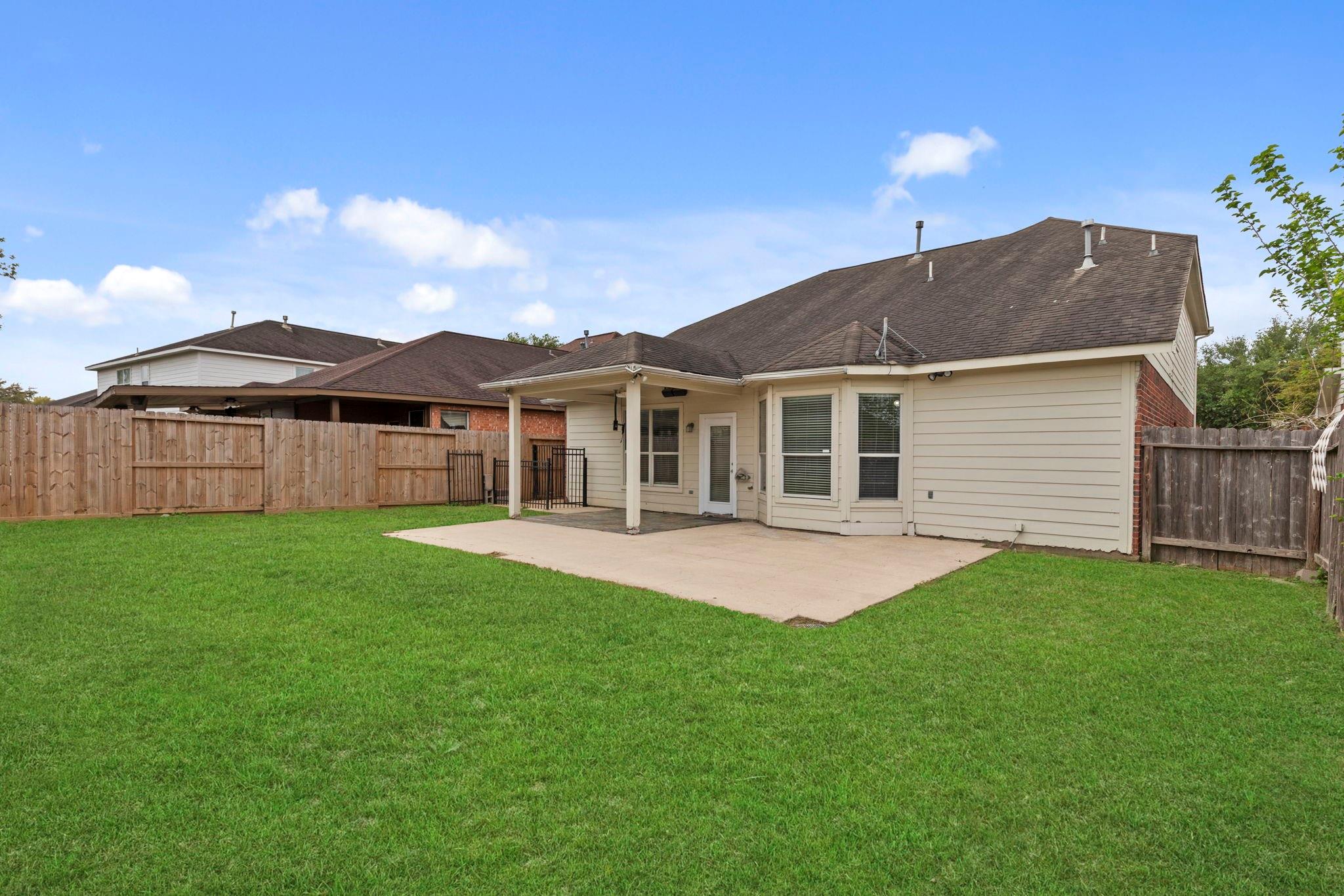 4914 Trailing Clover Court