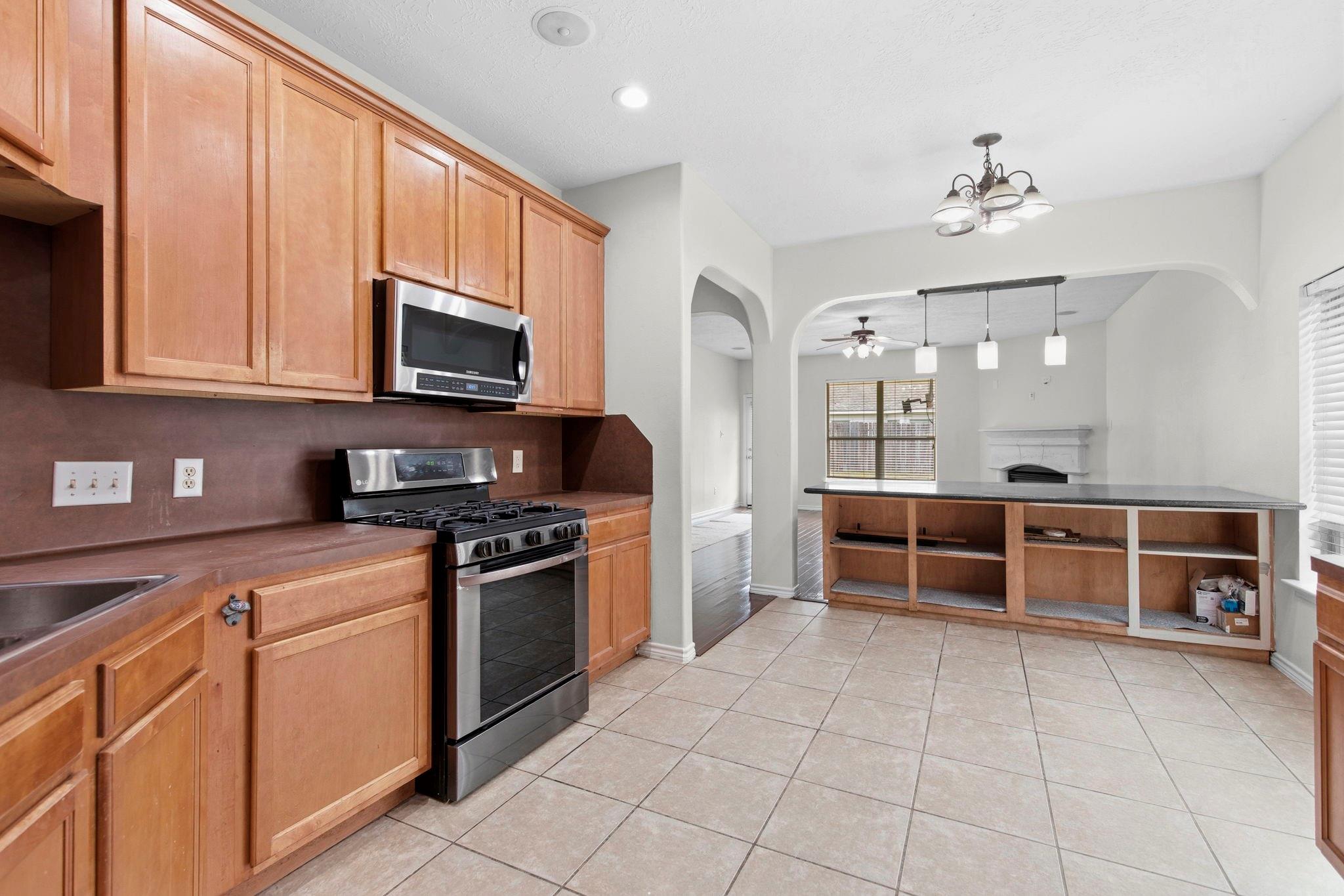 4914 Trailing Clover Court