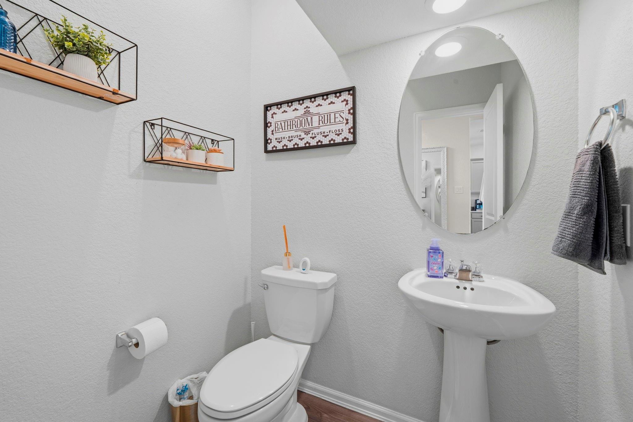 5142 Dunstable Manor Lane