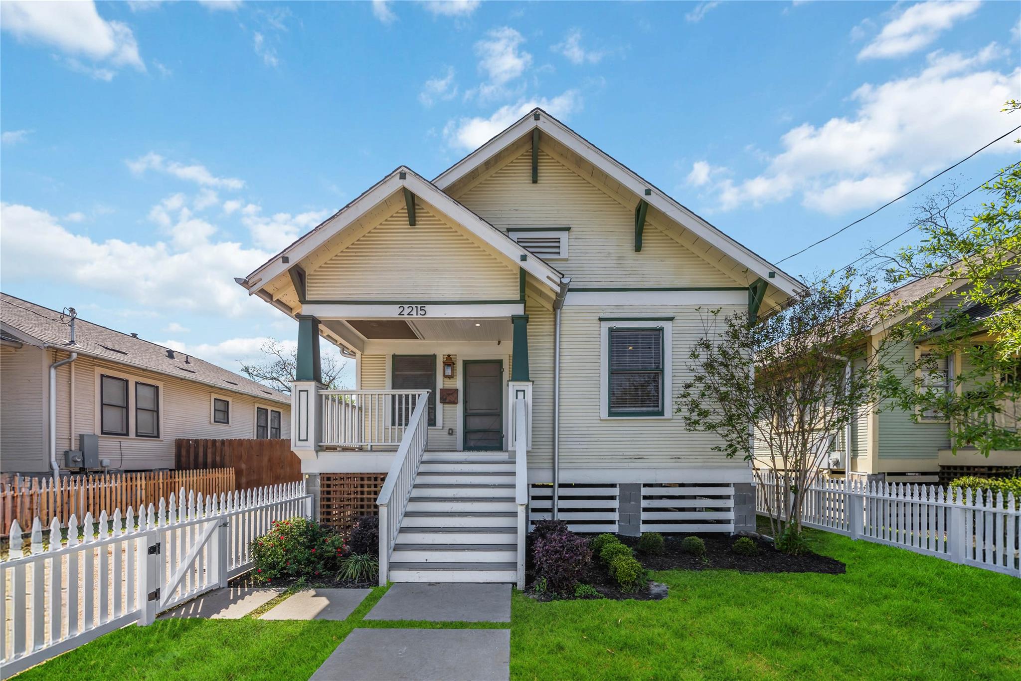 2215 Gregg Street