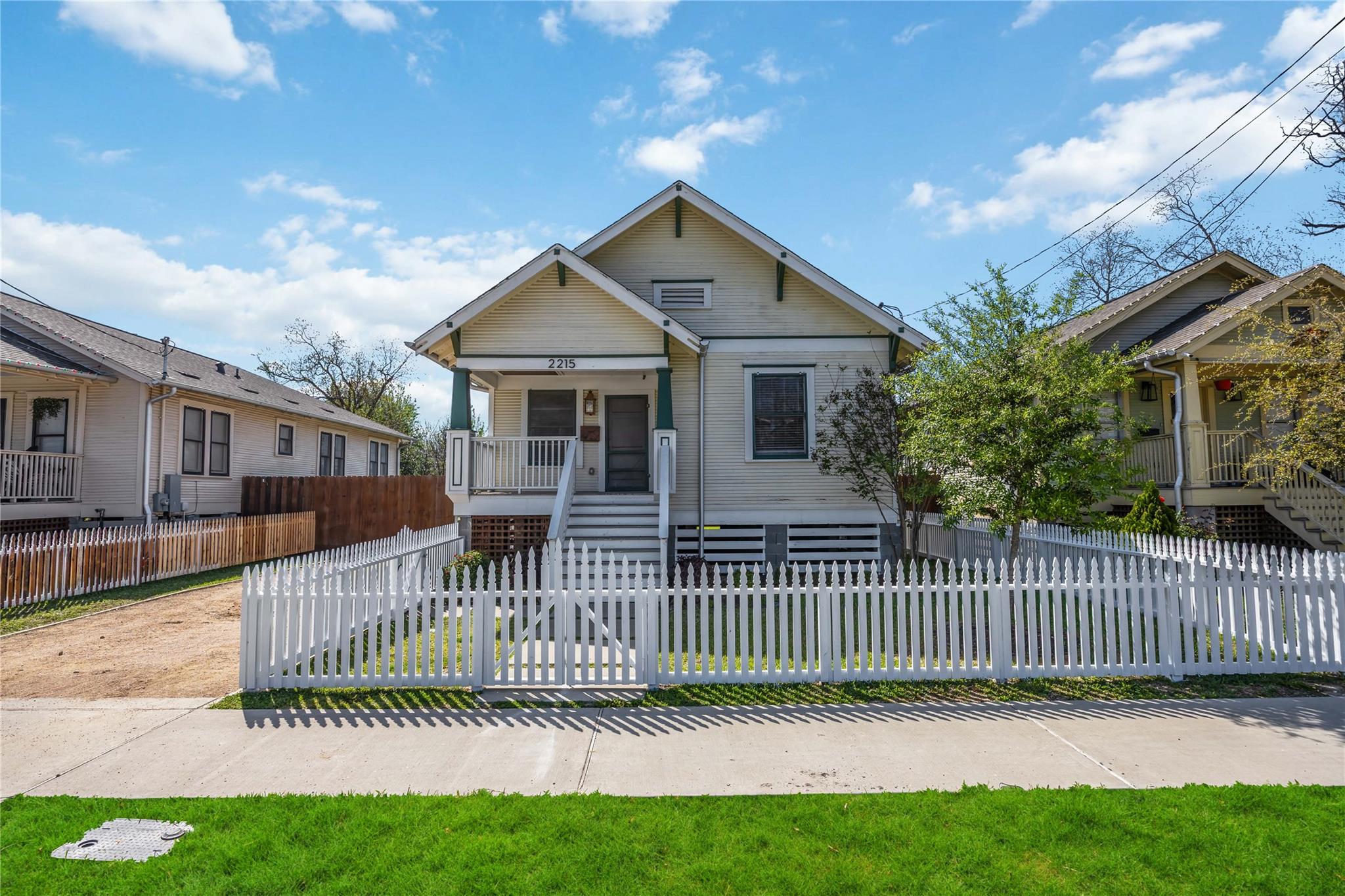 2215 Gregg Street