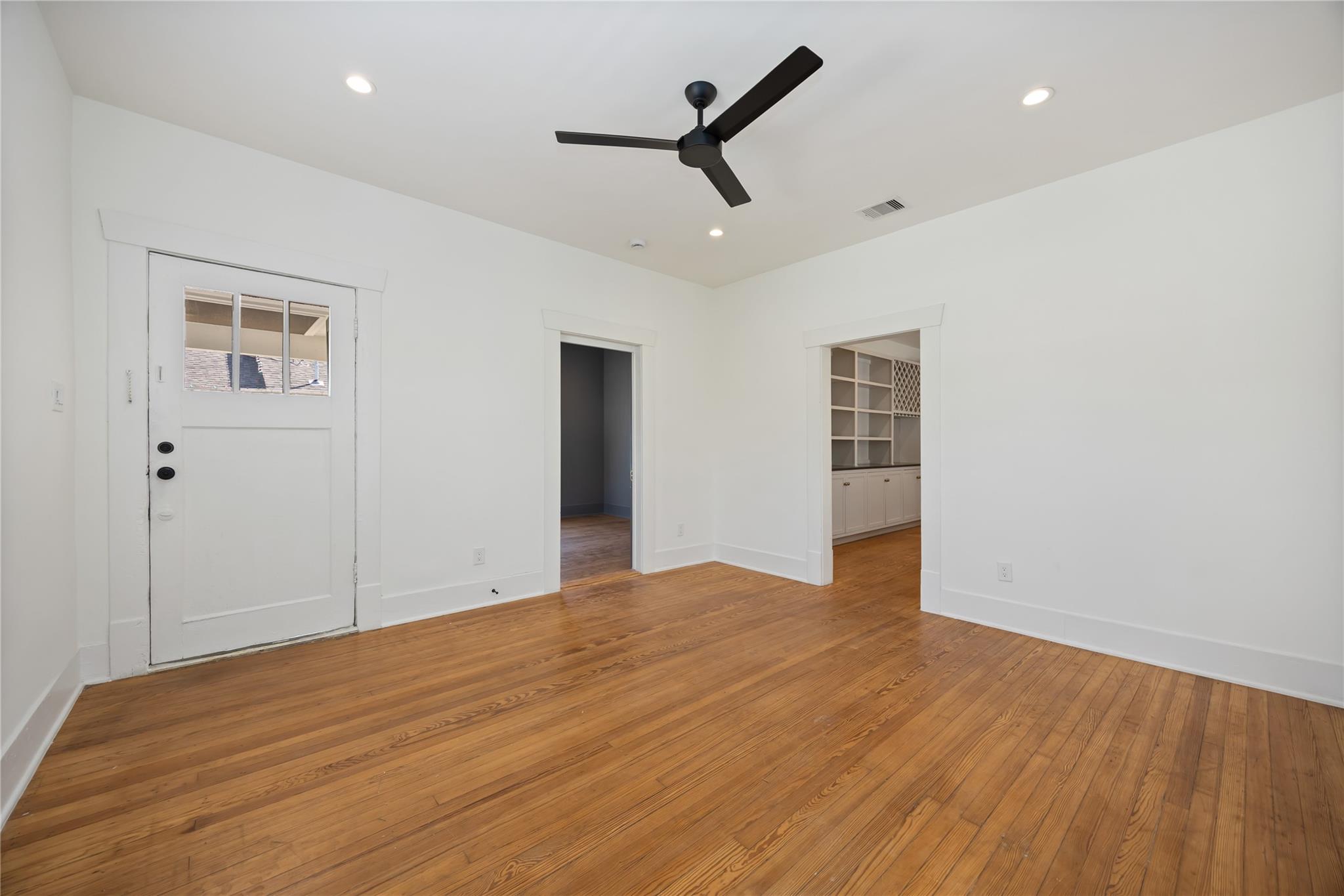 2215 Gregg Street