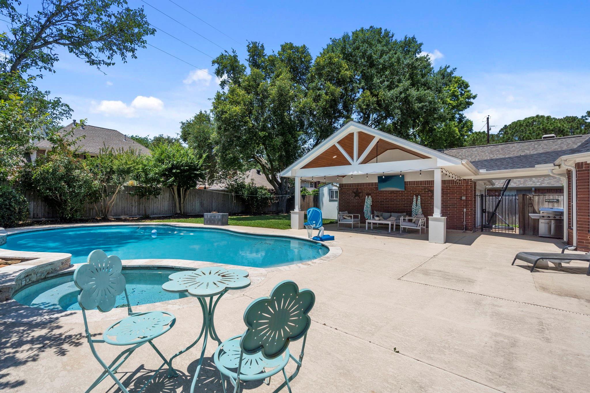 3210 Beachwater Drive
