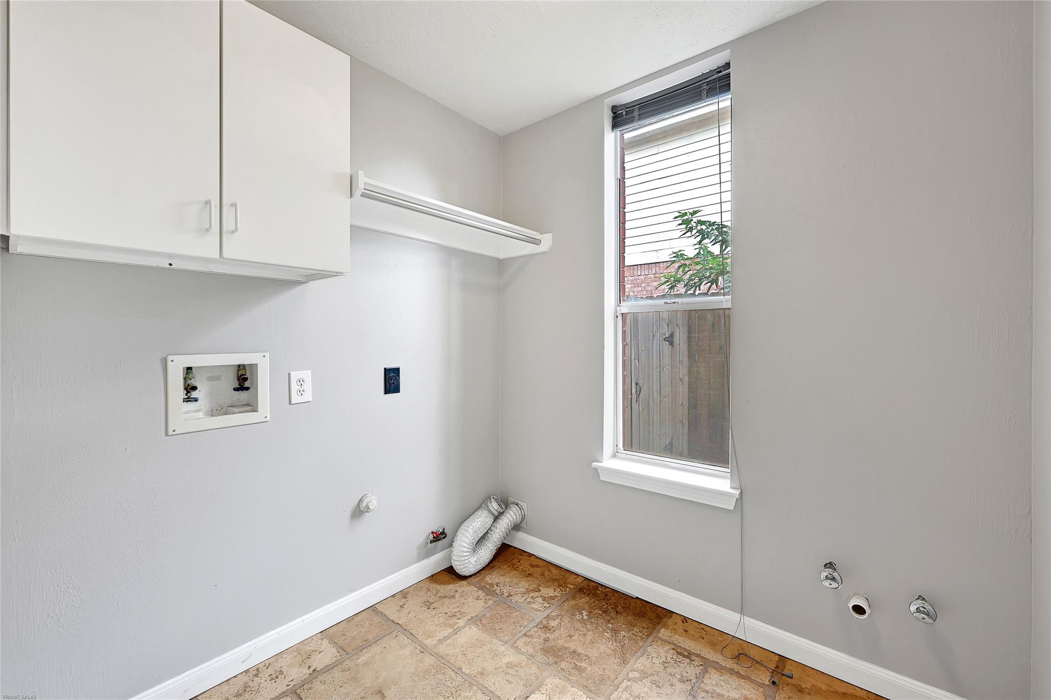 10219 S Sable Trail Lane