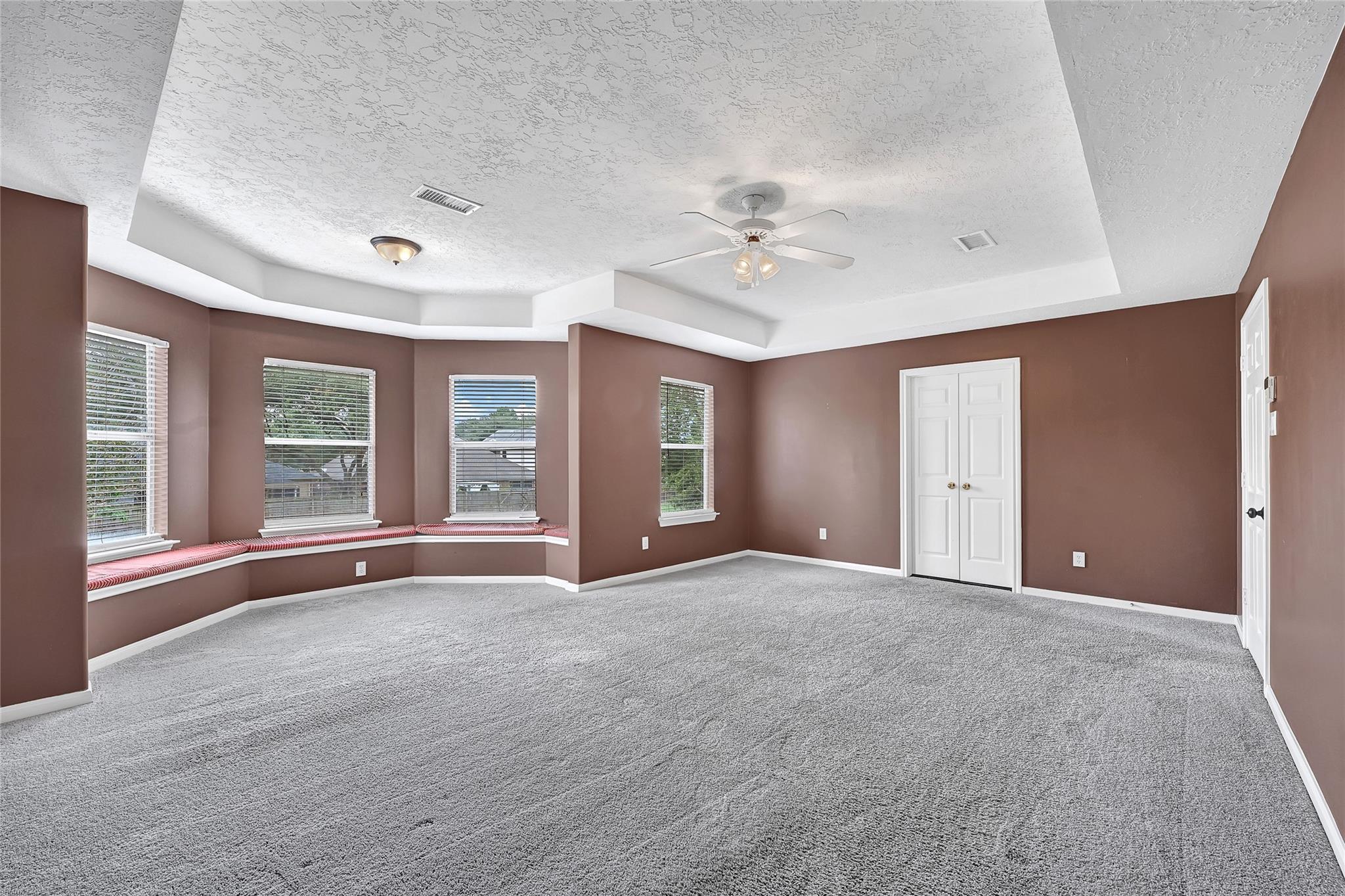 10219 S Sable Trail Lane