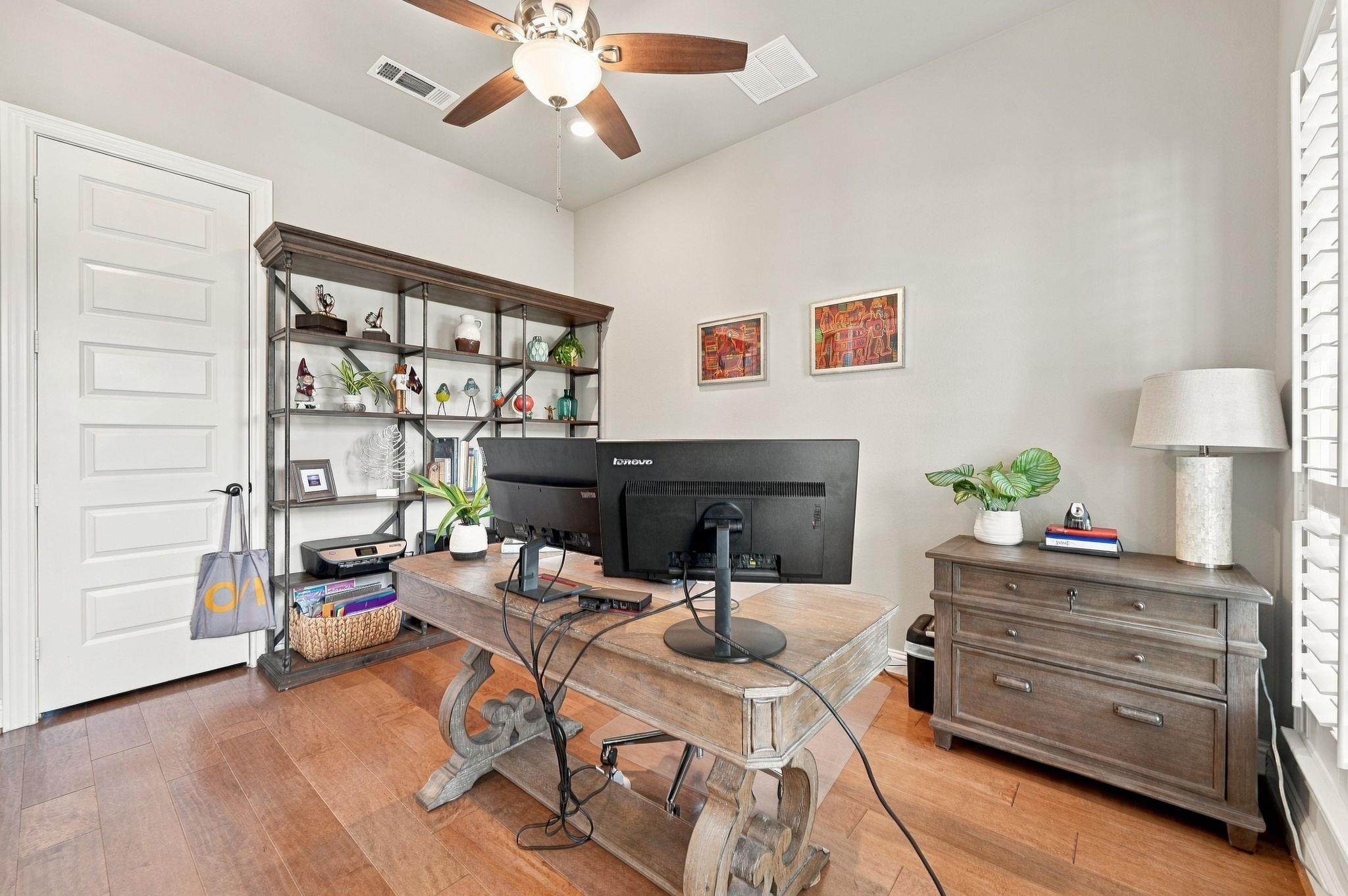 10511 Harvest Oak Court
