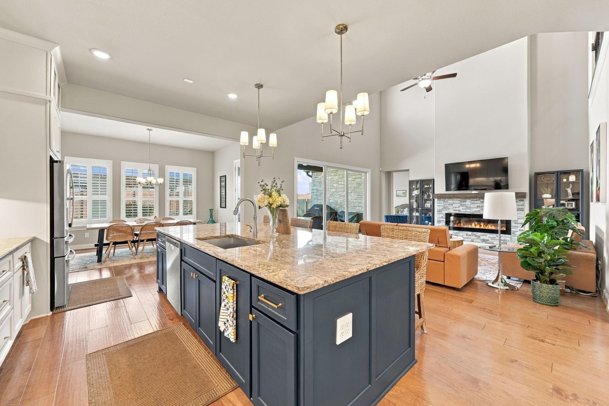 10511 Harvest Oak Court