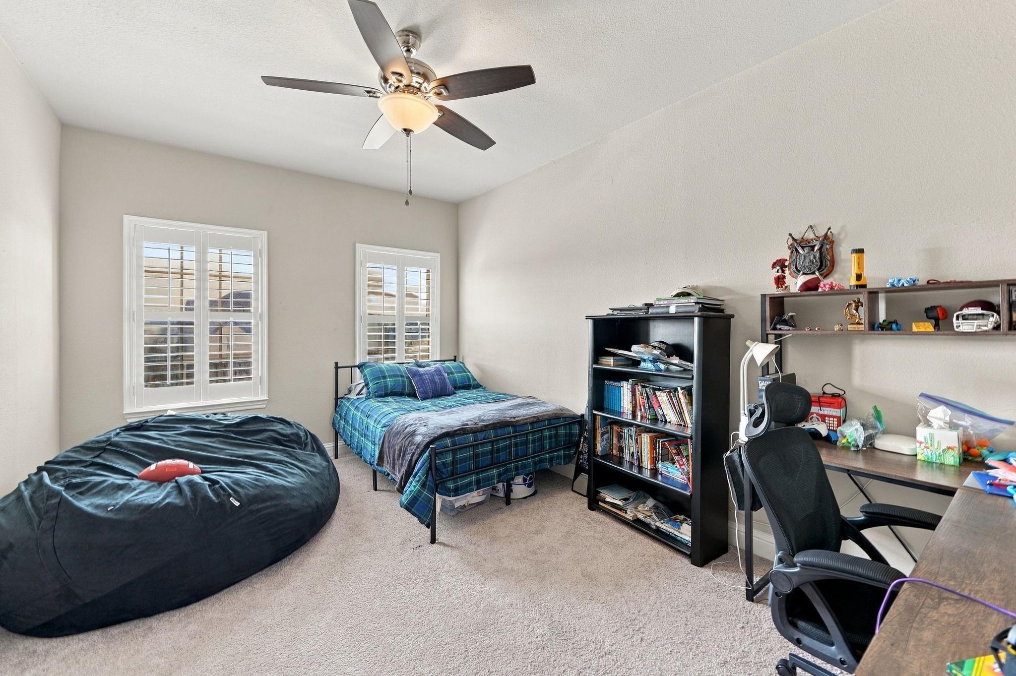 10511 Harvest Oak Court
