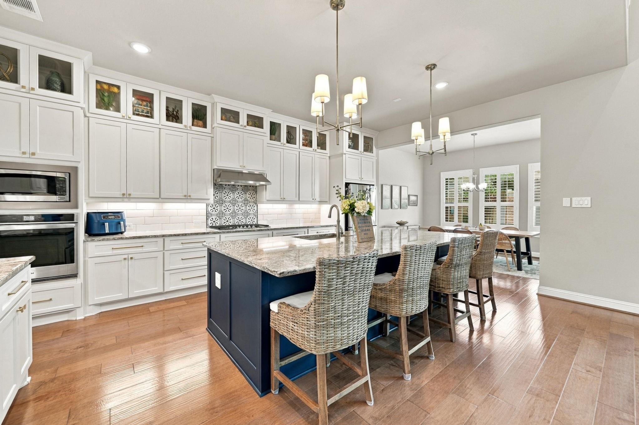 10511 Harvest Oak Court