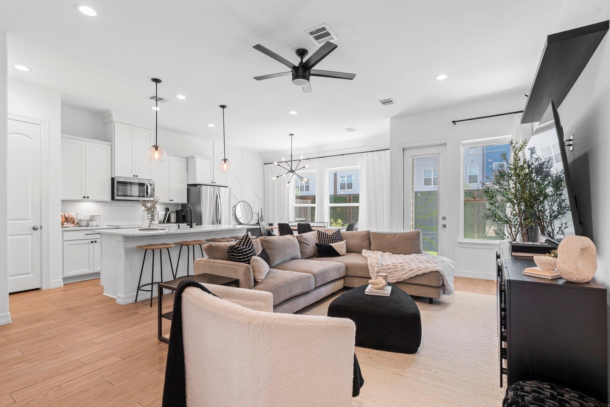 11013 Cane Oak Way