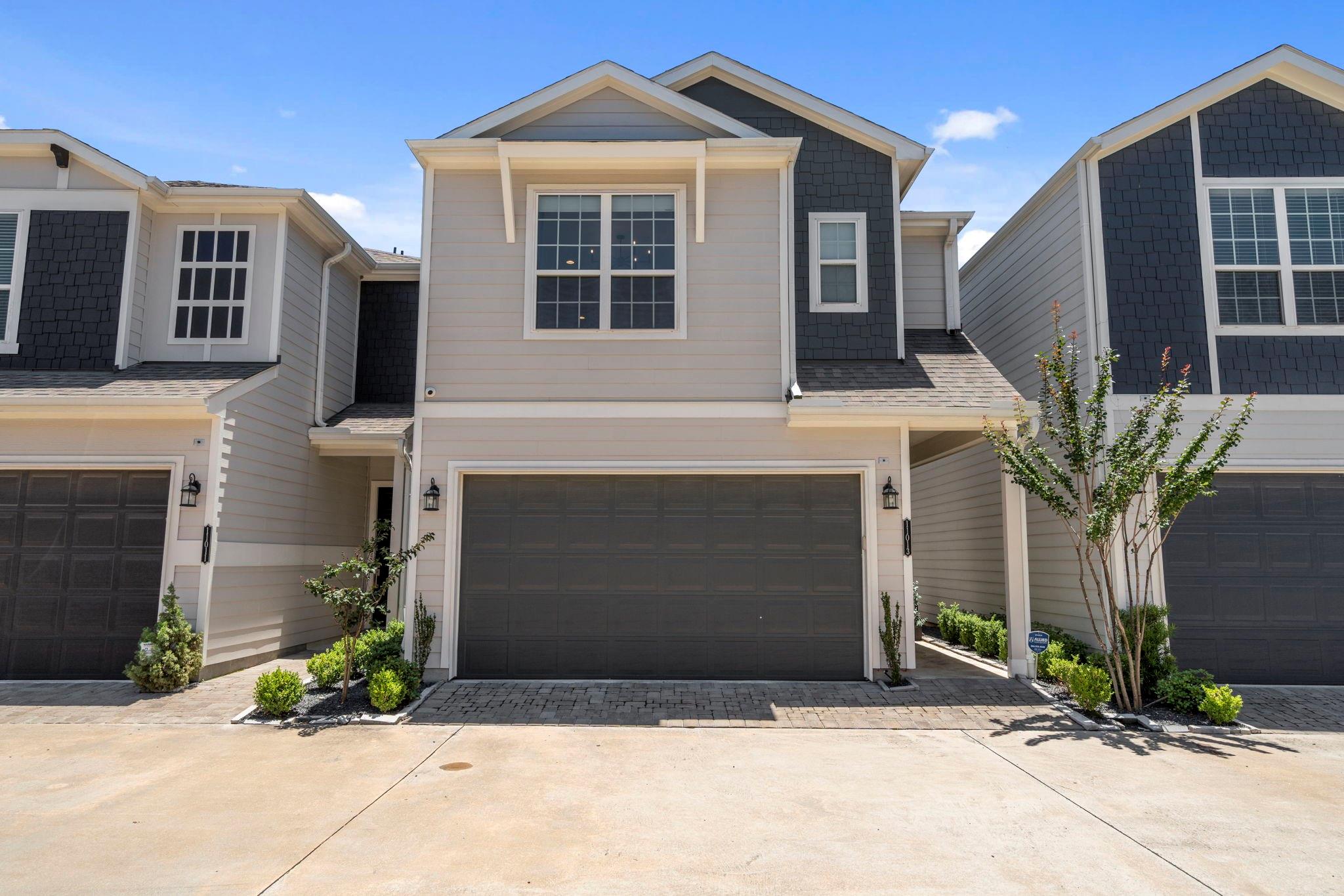 11013 Cane Oak Way