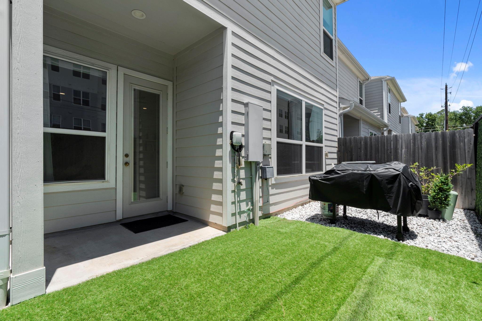 11013 Cane Oak Way