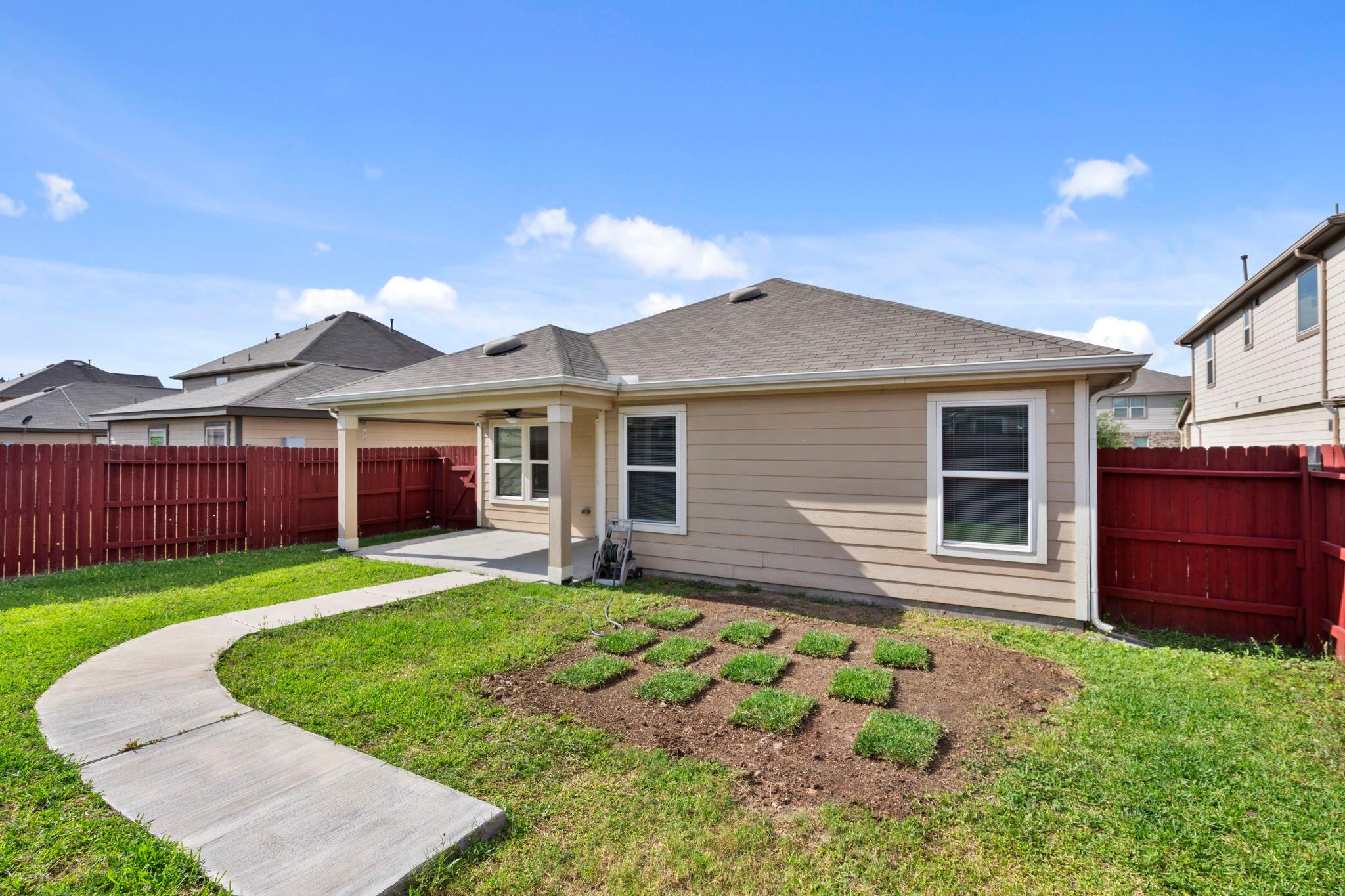 2611 Hawthorn Mill Lane