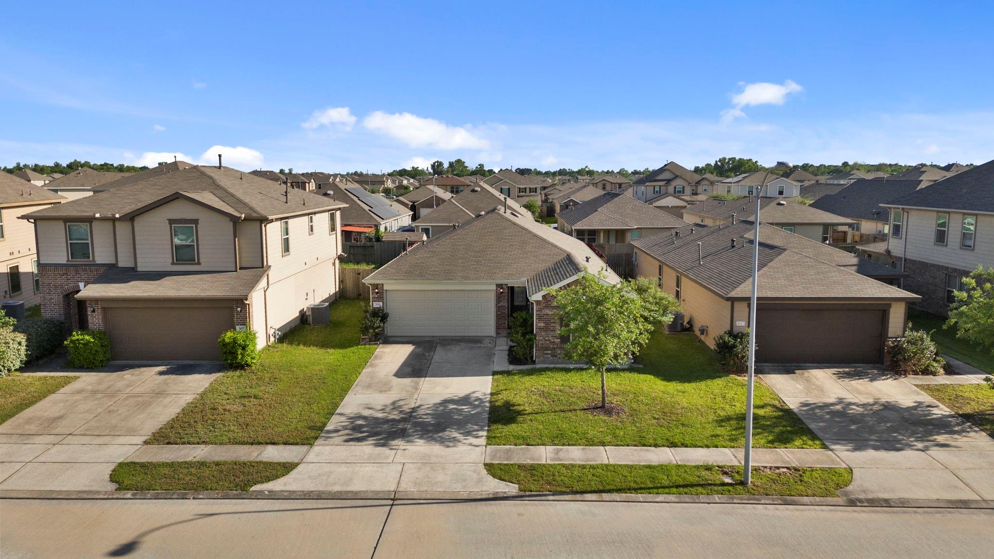 2611 Hawthorn Mill Lane