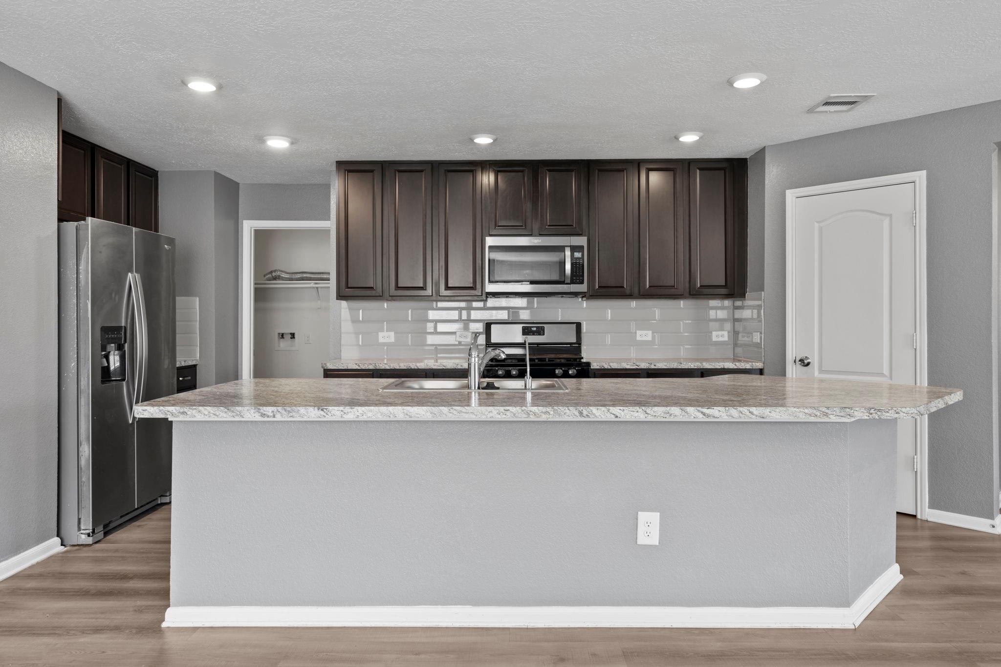 2611 Hawthorn Mill Lane