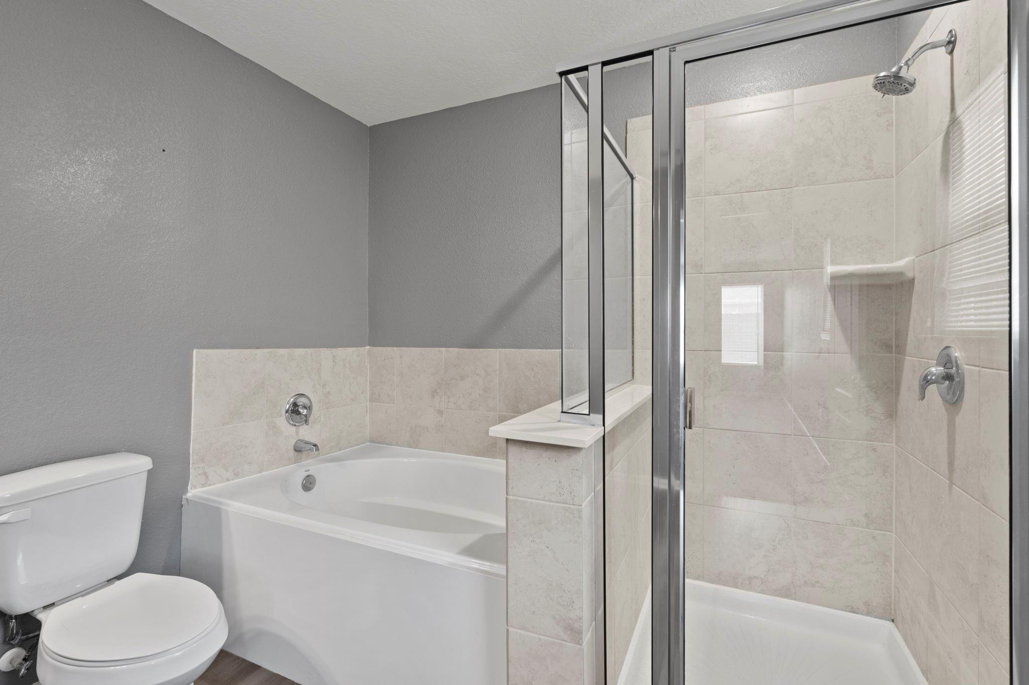 2611 Hawthorn Mill Lane