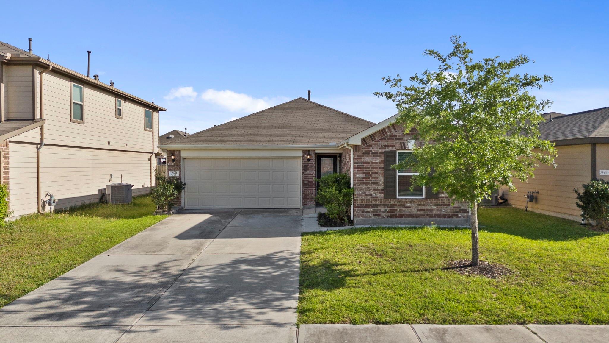 2611 Hawthorn Mill Lane