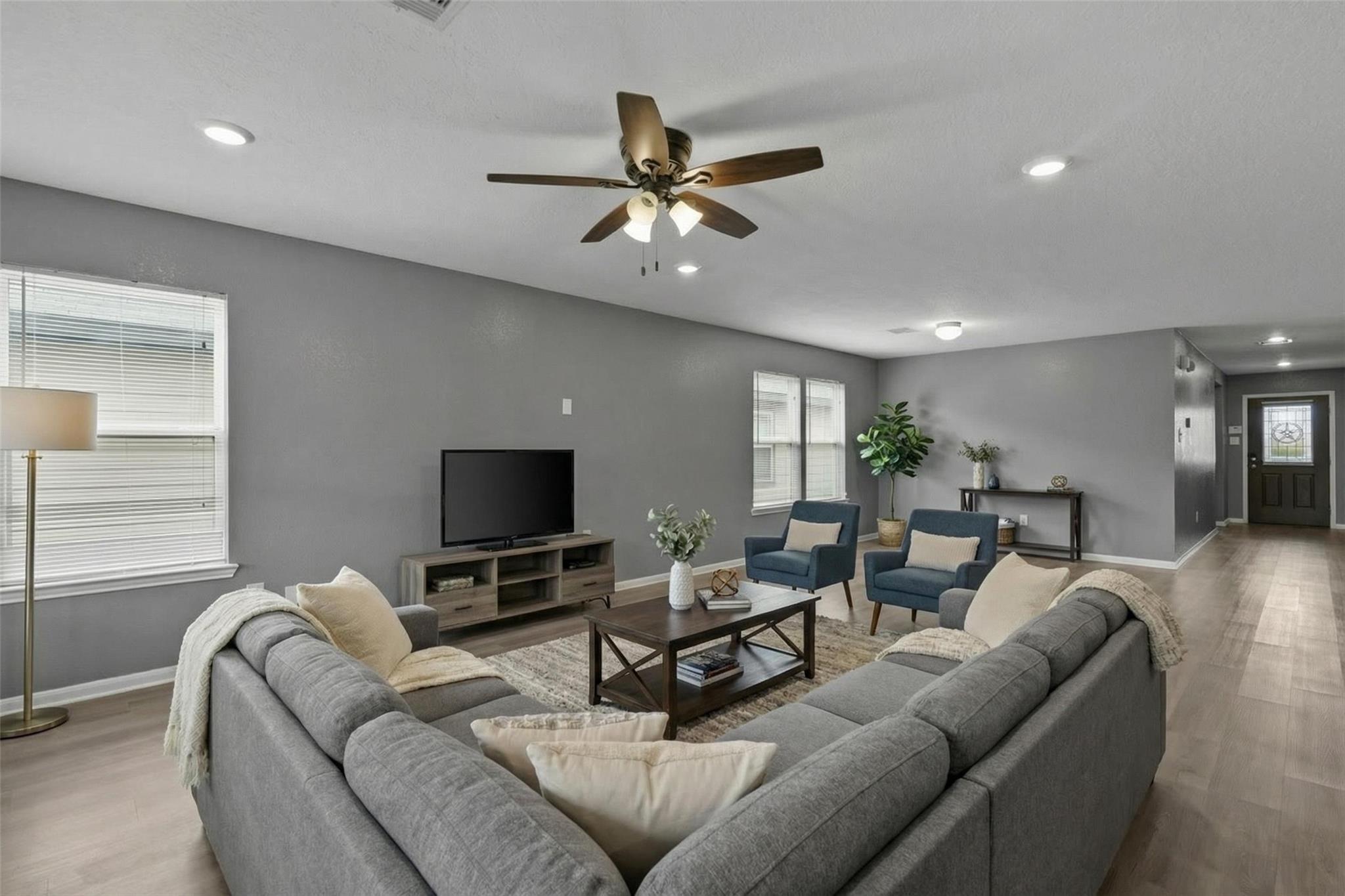 2611 Hawthorn Mill Lane