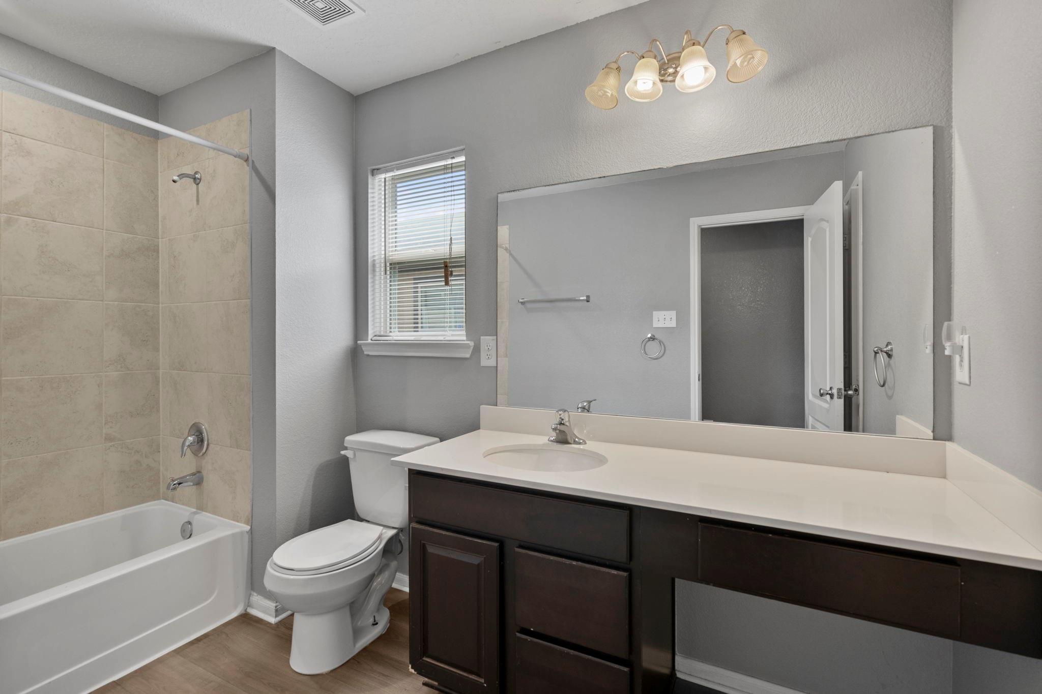 2611 Hawthorn Mill Lane