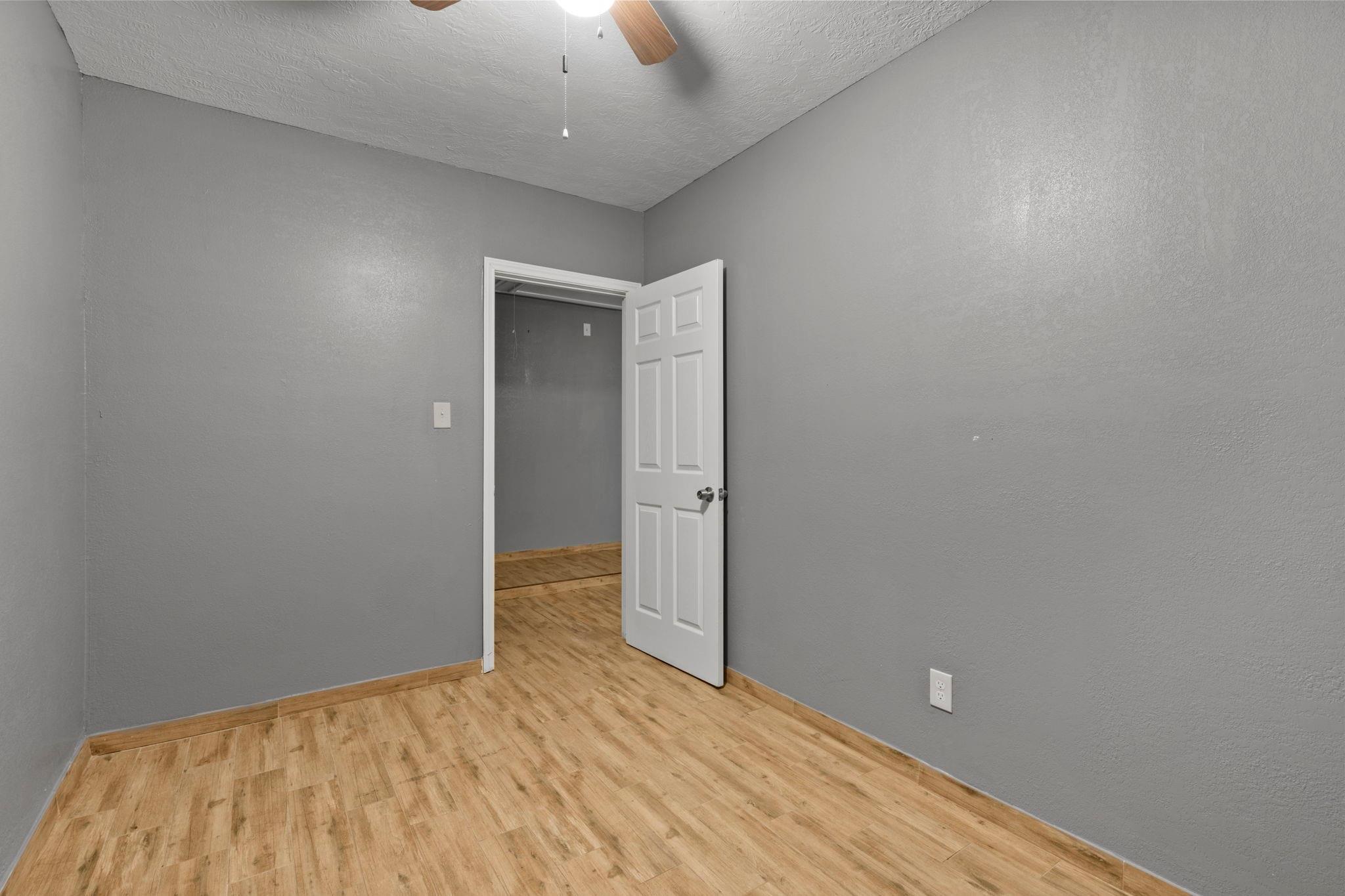 2611 Hawthorn Mill Lane