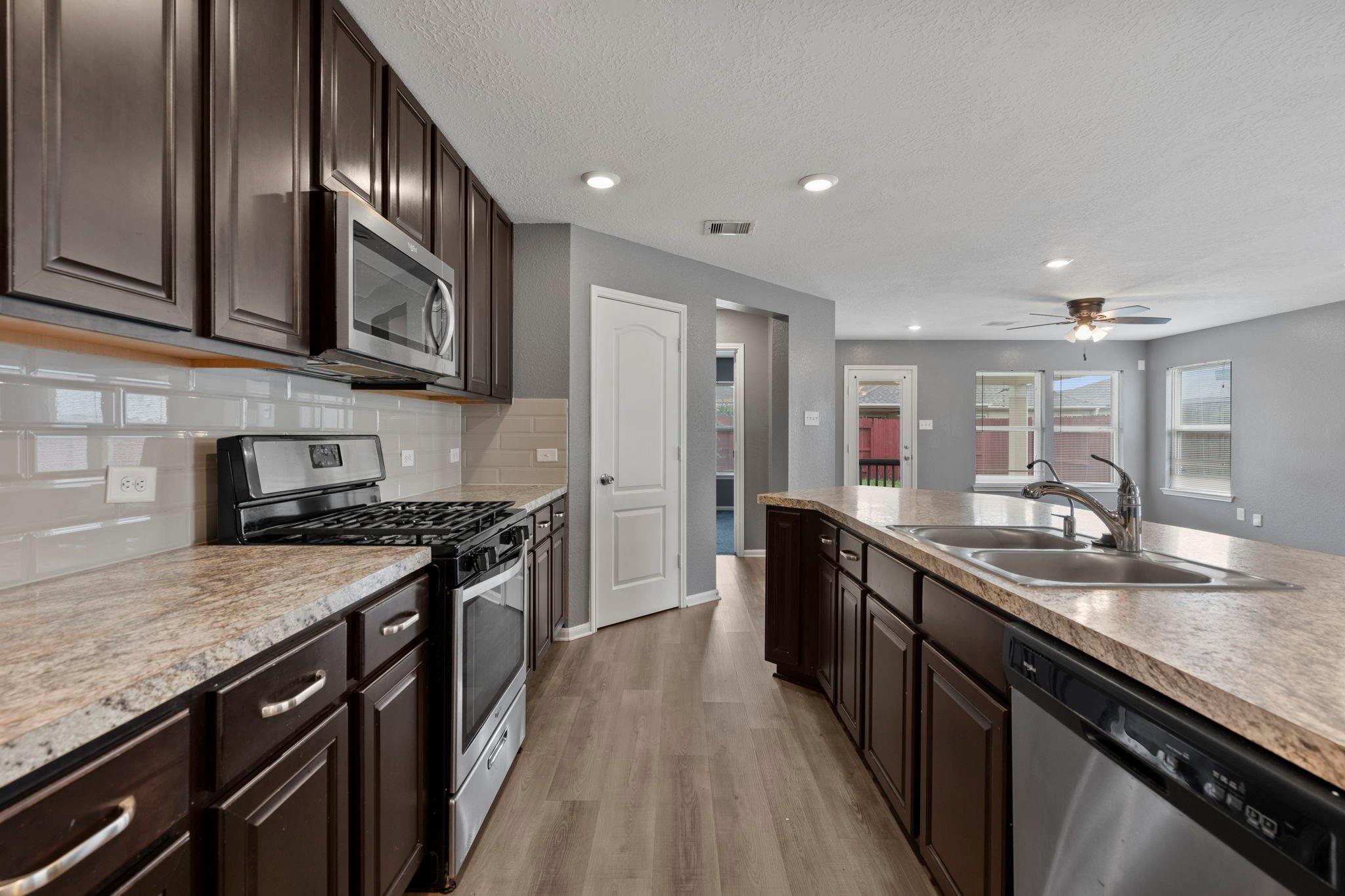 2611 Hawthorn Mill Lane