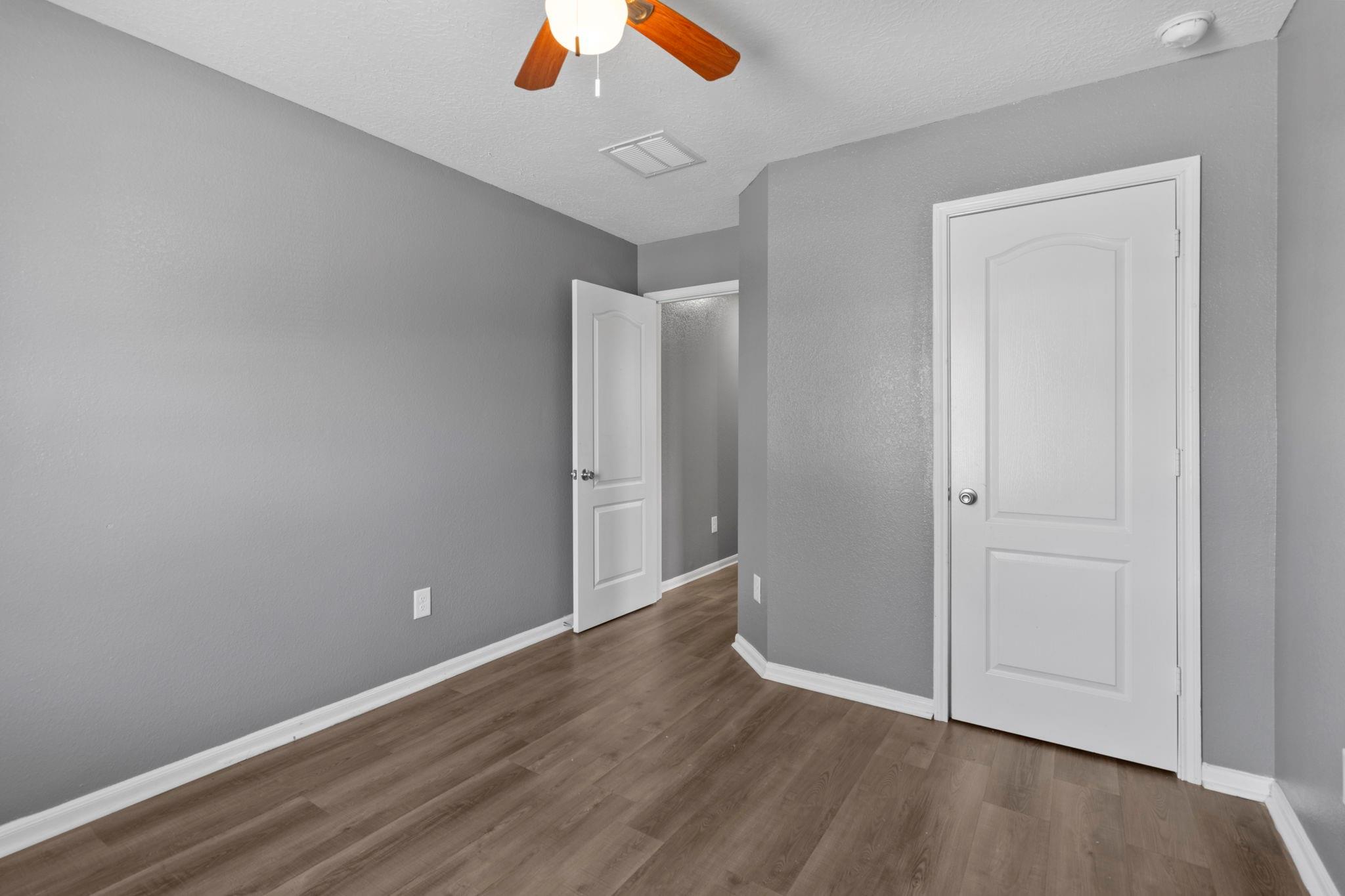 2611 Hawthorn Mill Lane