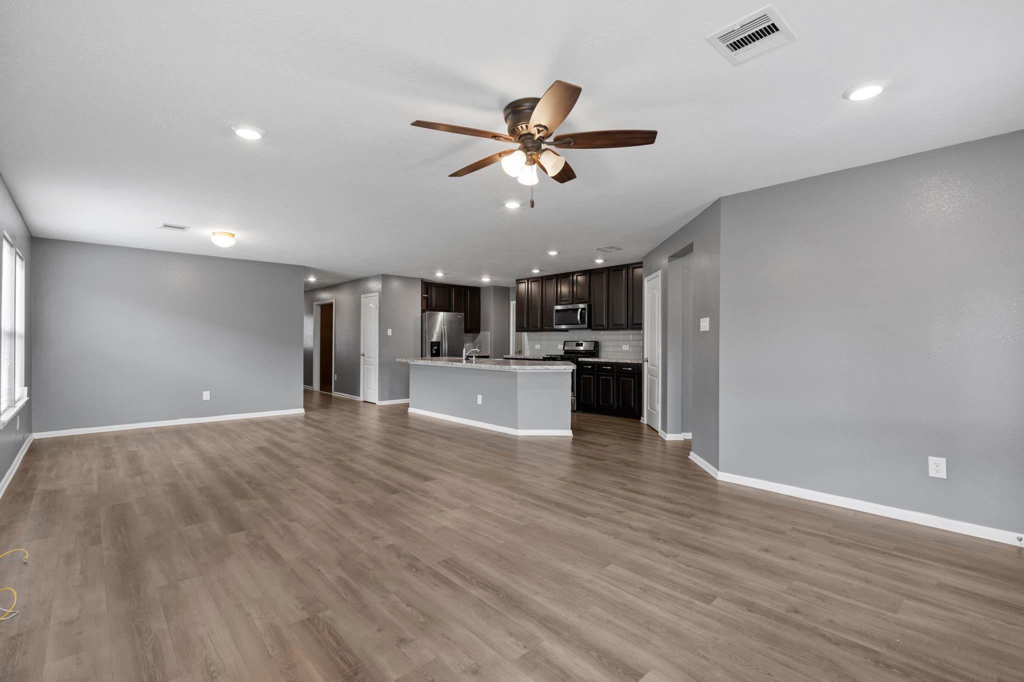 2611 Hawthorn Mill Lane