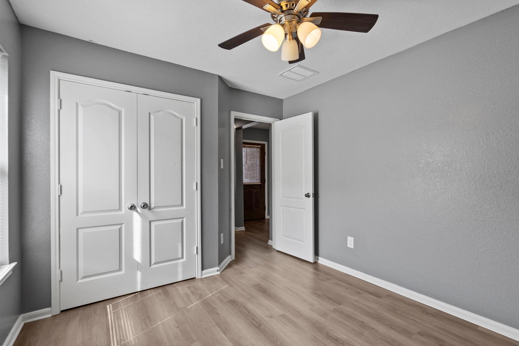 2611 Hawthorn Mill Lane