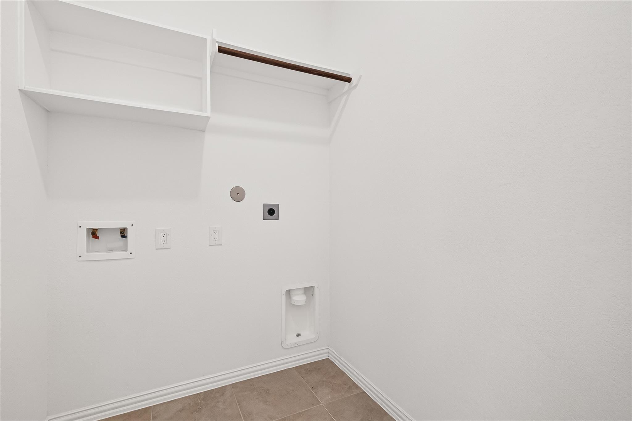 7511 Enchanted Rock Court