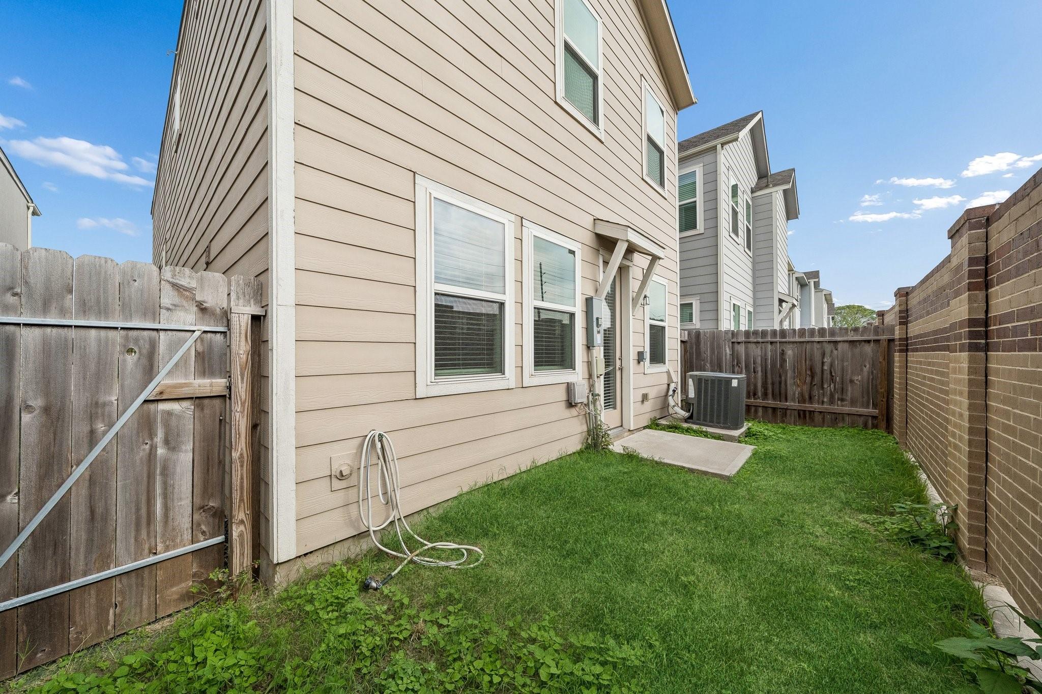 9817 Prairie Garden Lane