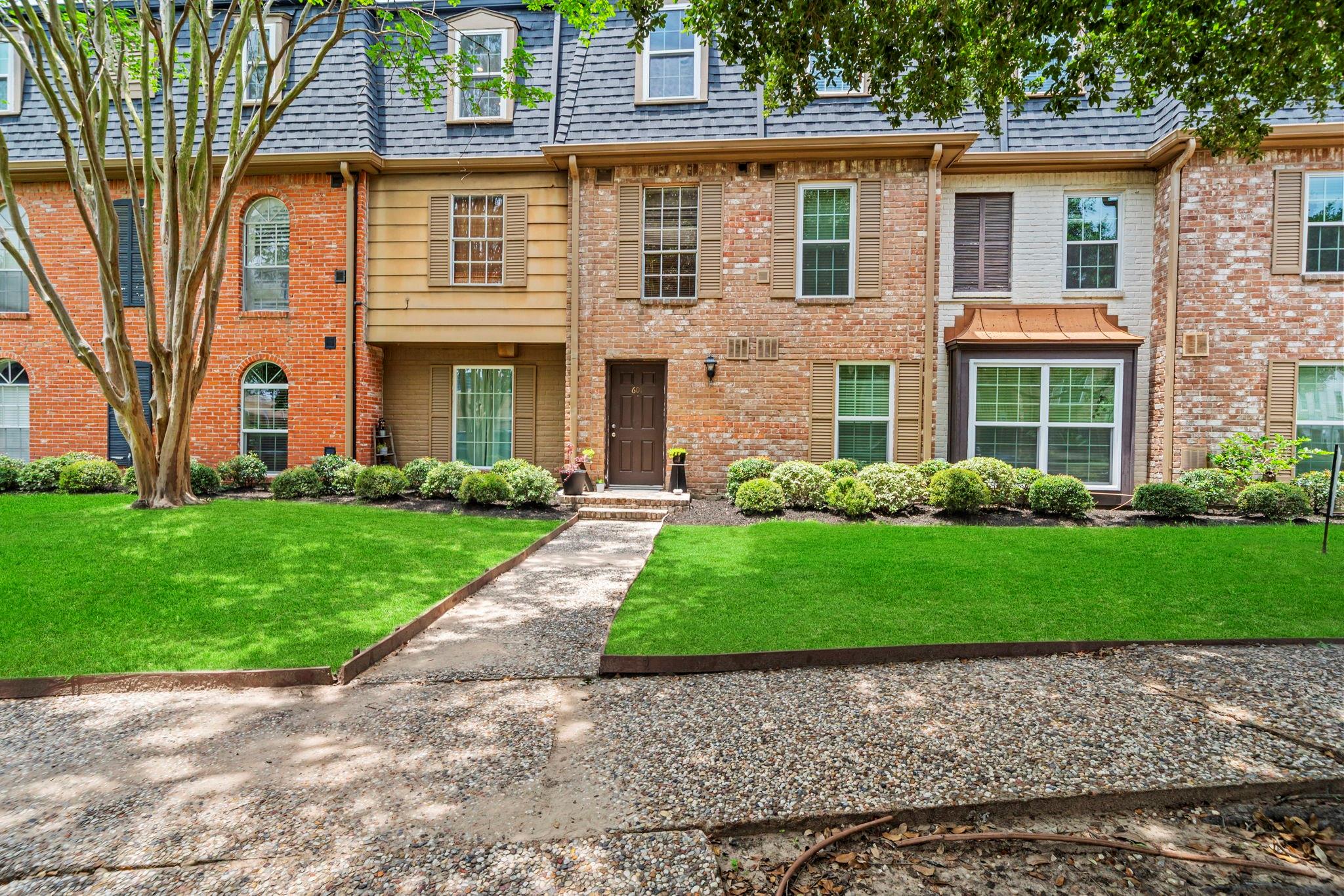 351 N Post Oak Lane # 601