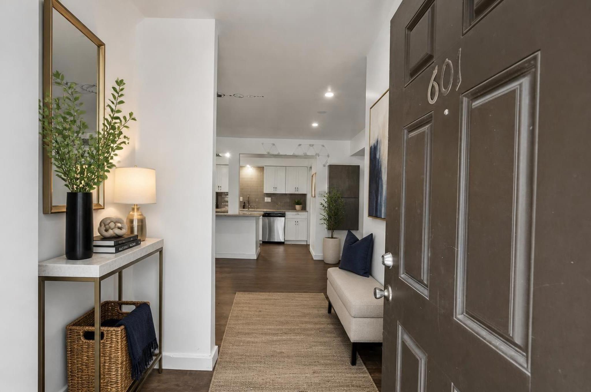 351 N Post Oak Lane # 601