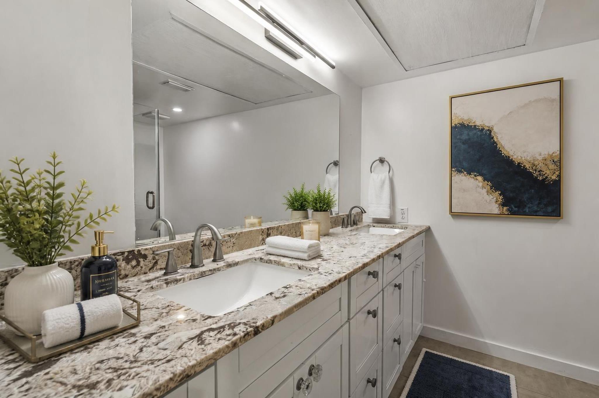 351 N Post Oak Lane # 601