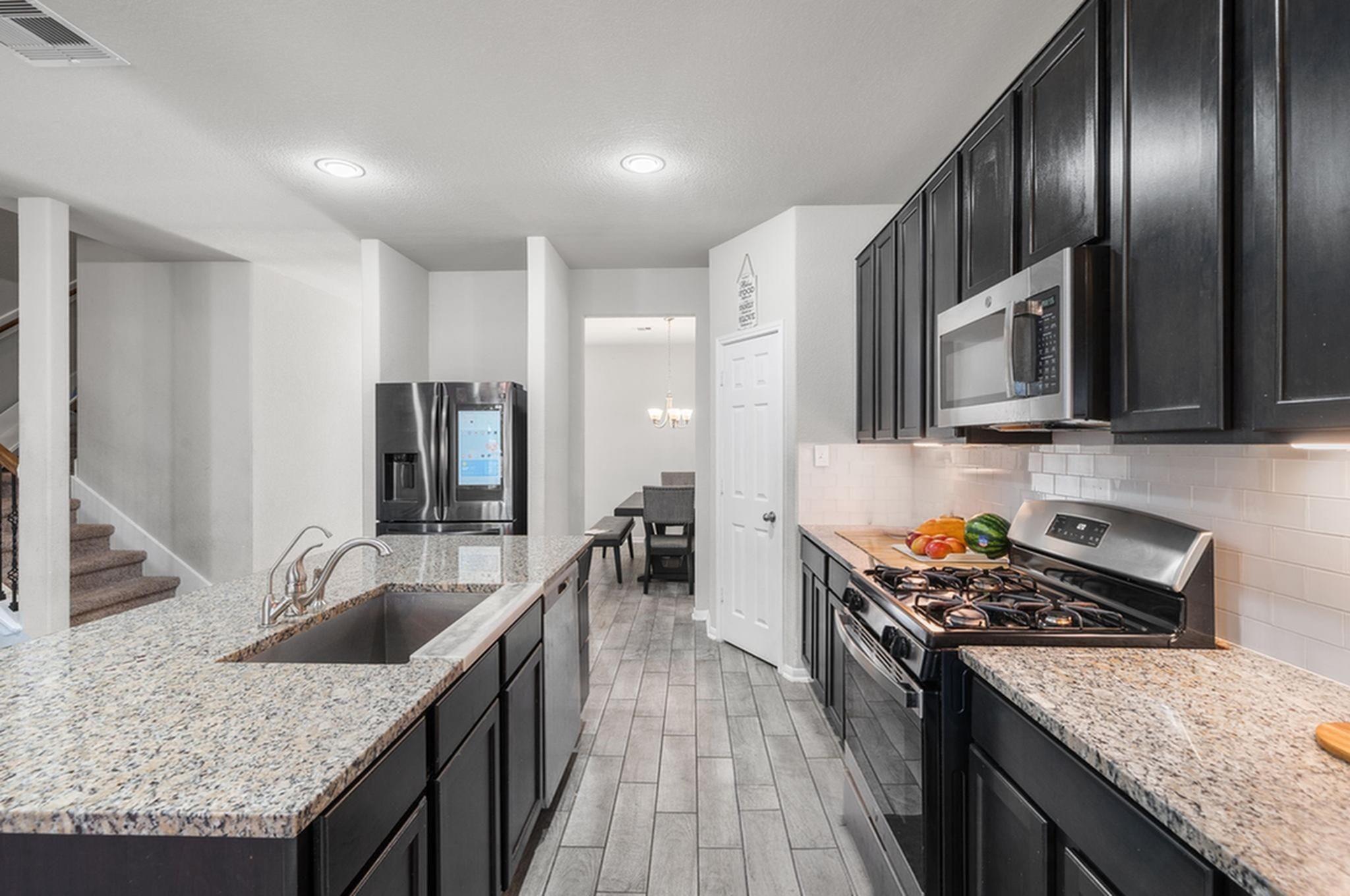 32318 Dusted Bronze Street