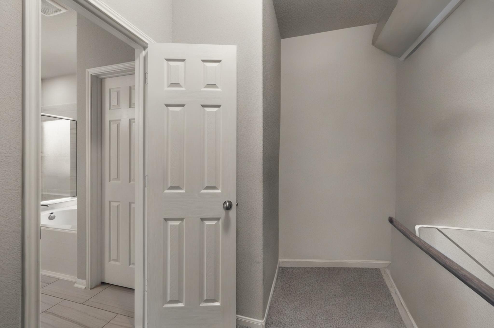 32318 Dusted Bronze Street