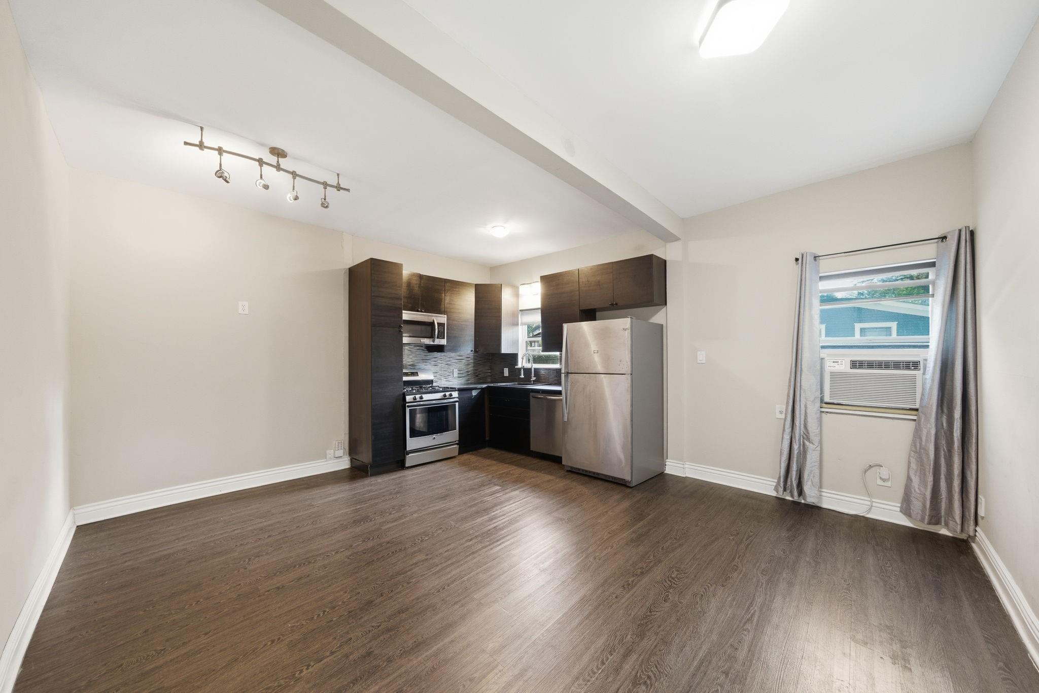 4618 Mckinney Street # 5