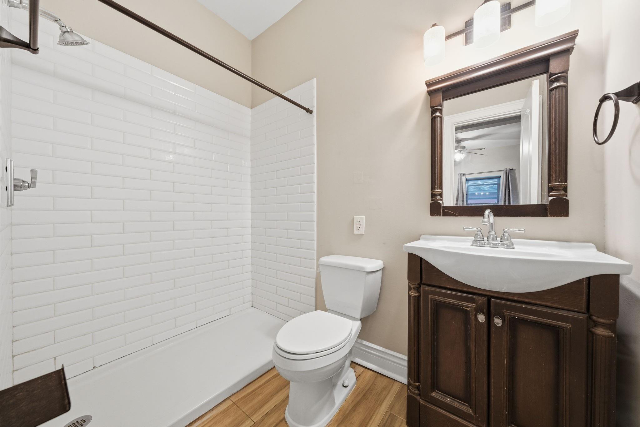 4618 Mckinney Street # 5