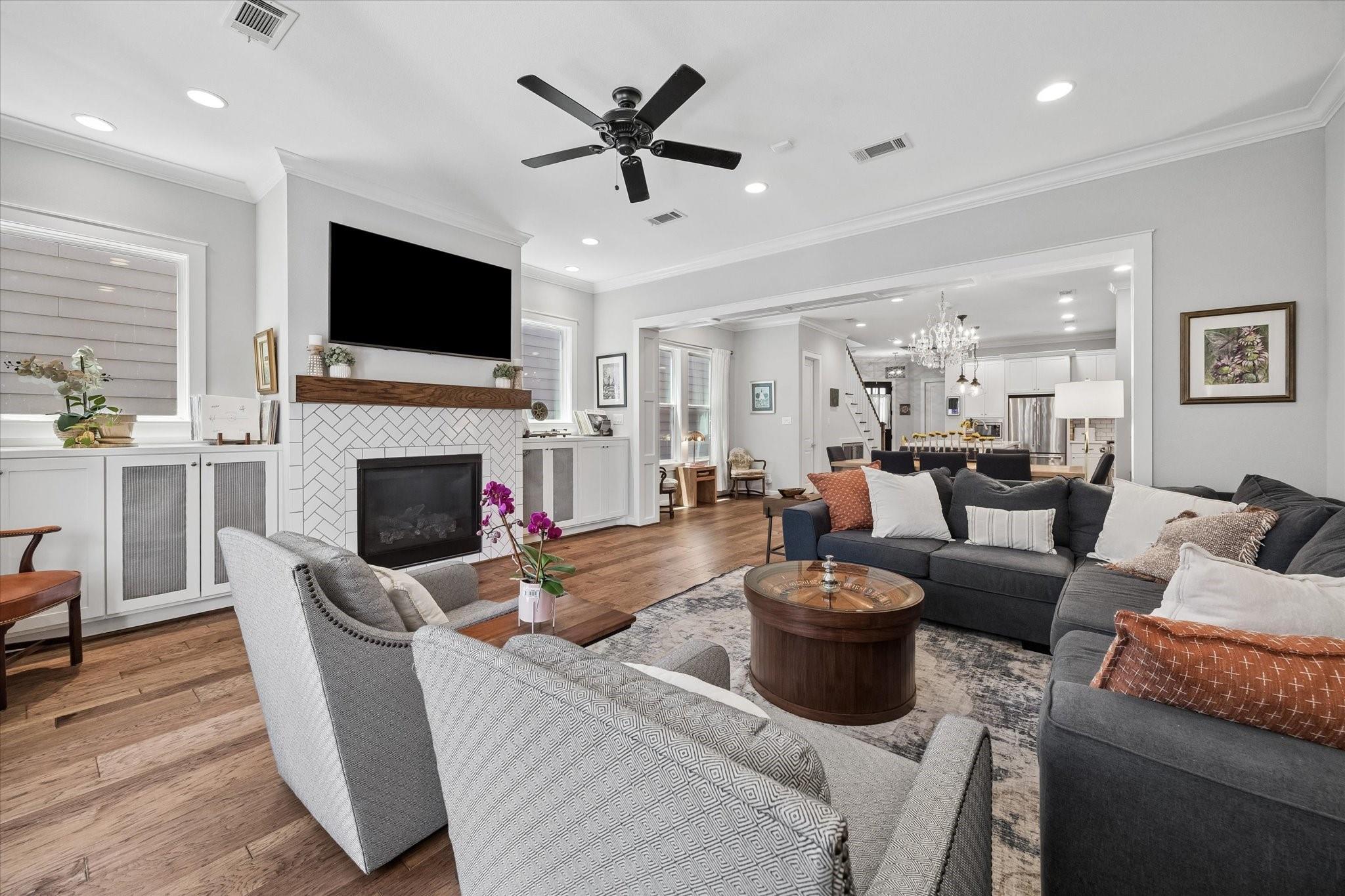 118 E 27th Street # B