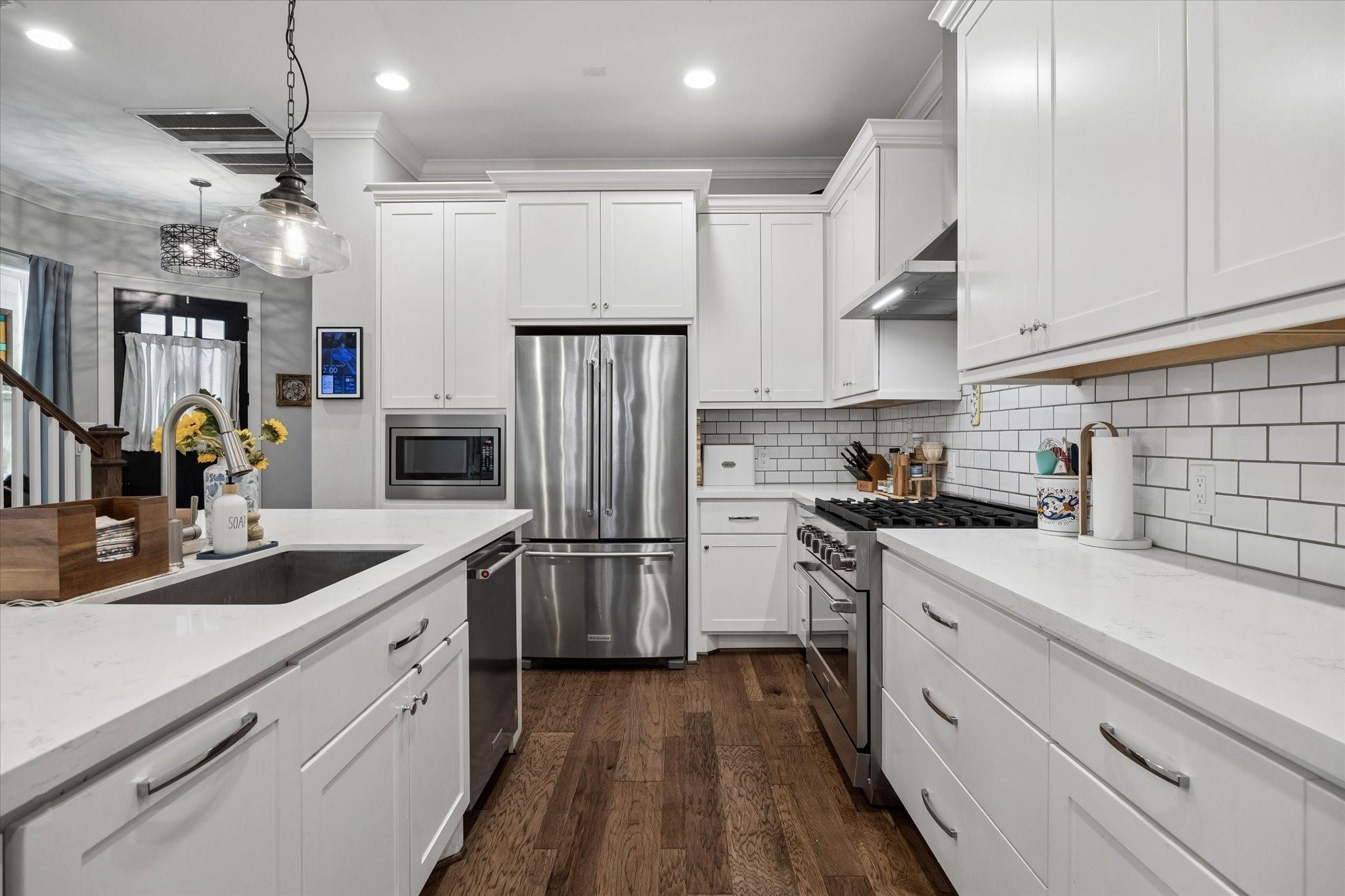 118 E 27th Street # B
