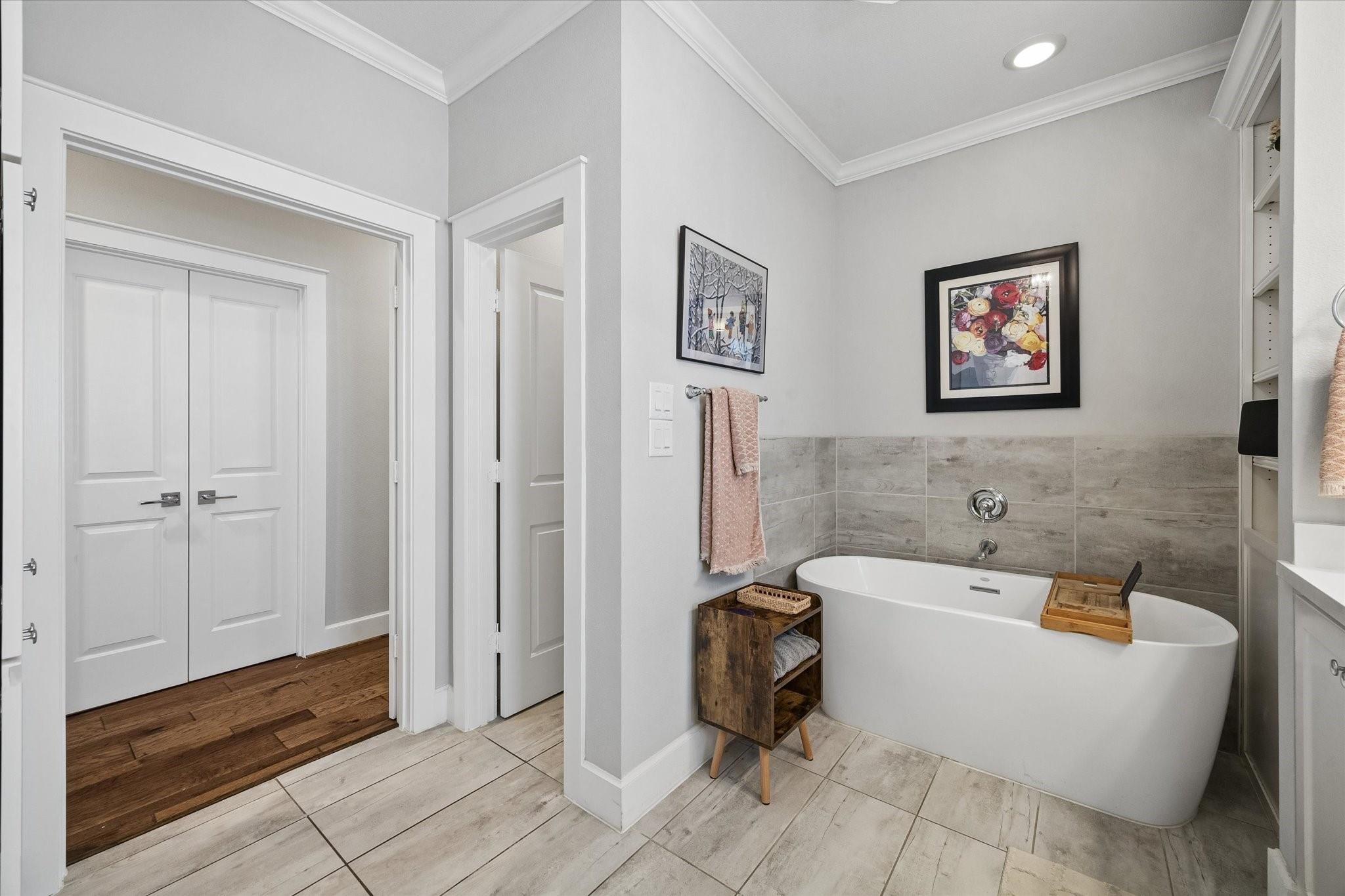 118 E 27th Street # B