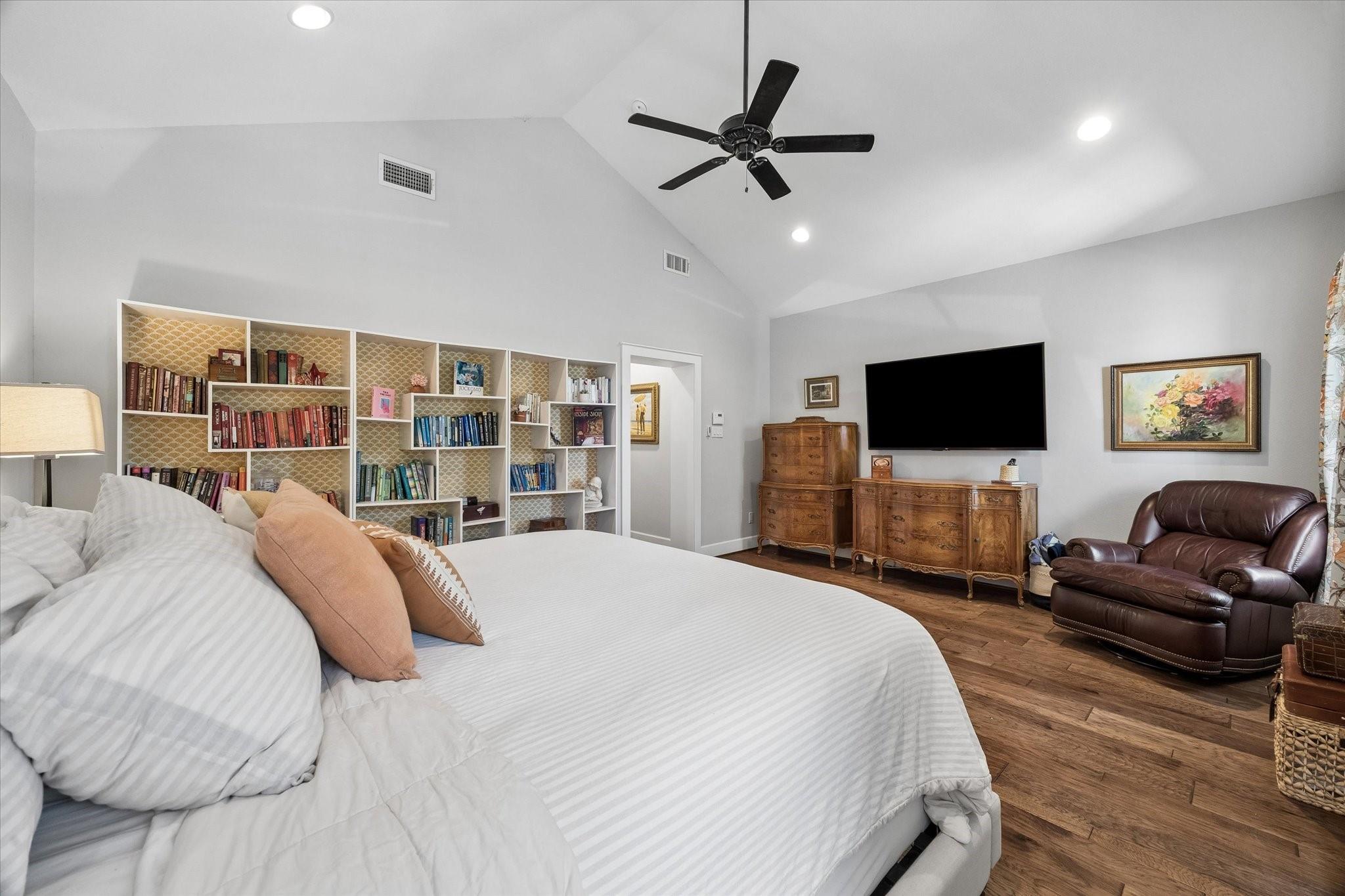 118 E 27th Street # B