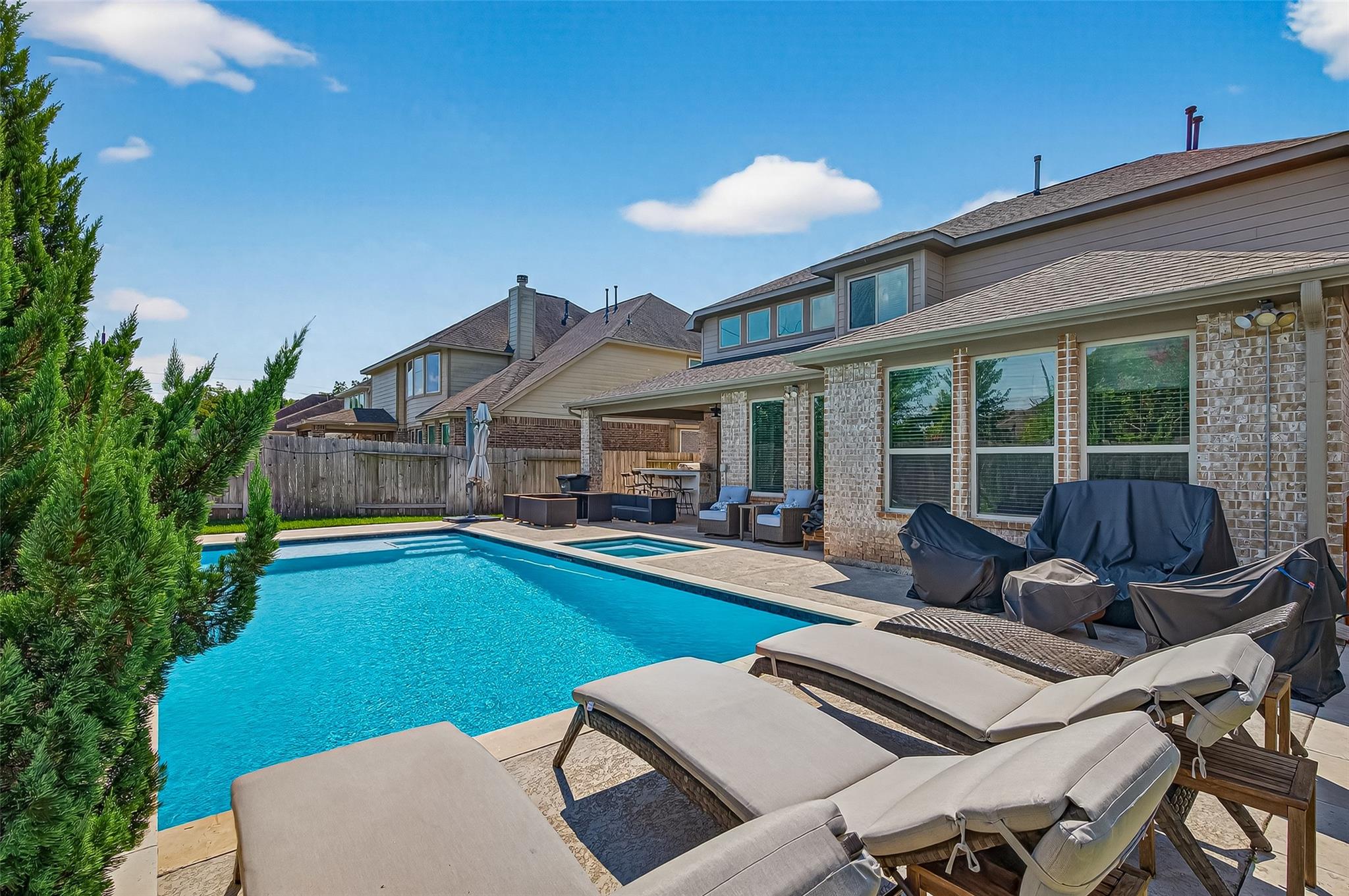 2918 Golden Honey Lane