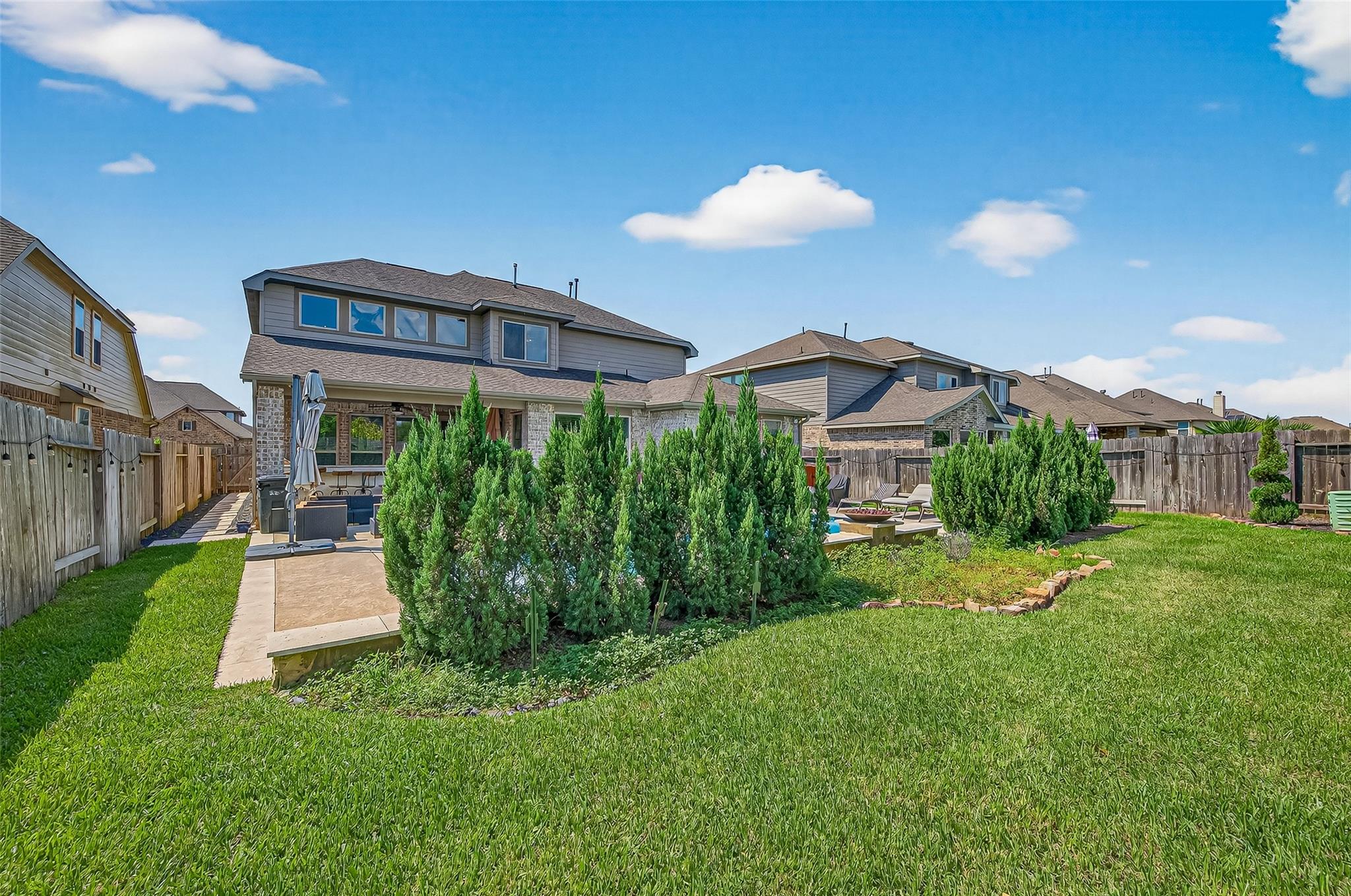 2918 Golden Honey Lane