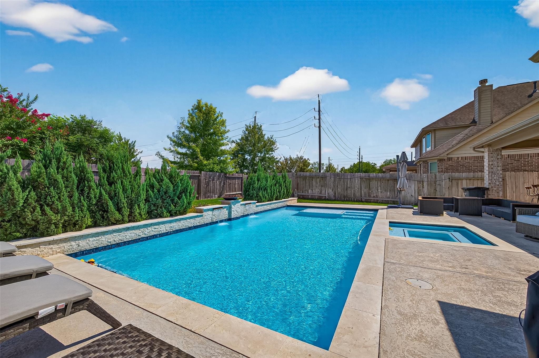 2918 Golden Honey Lane